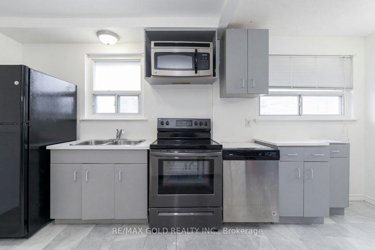 Photo 26 of 63 Newstead Crescent, Brampton, Madoc — HOMEH