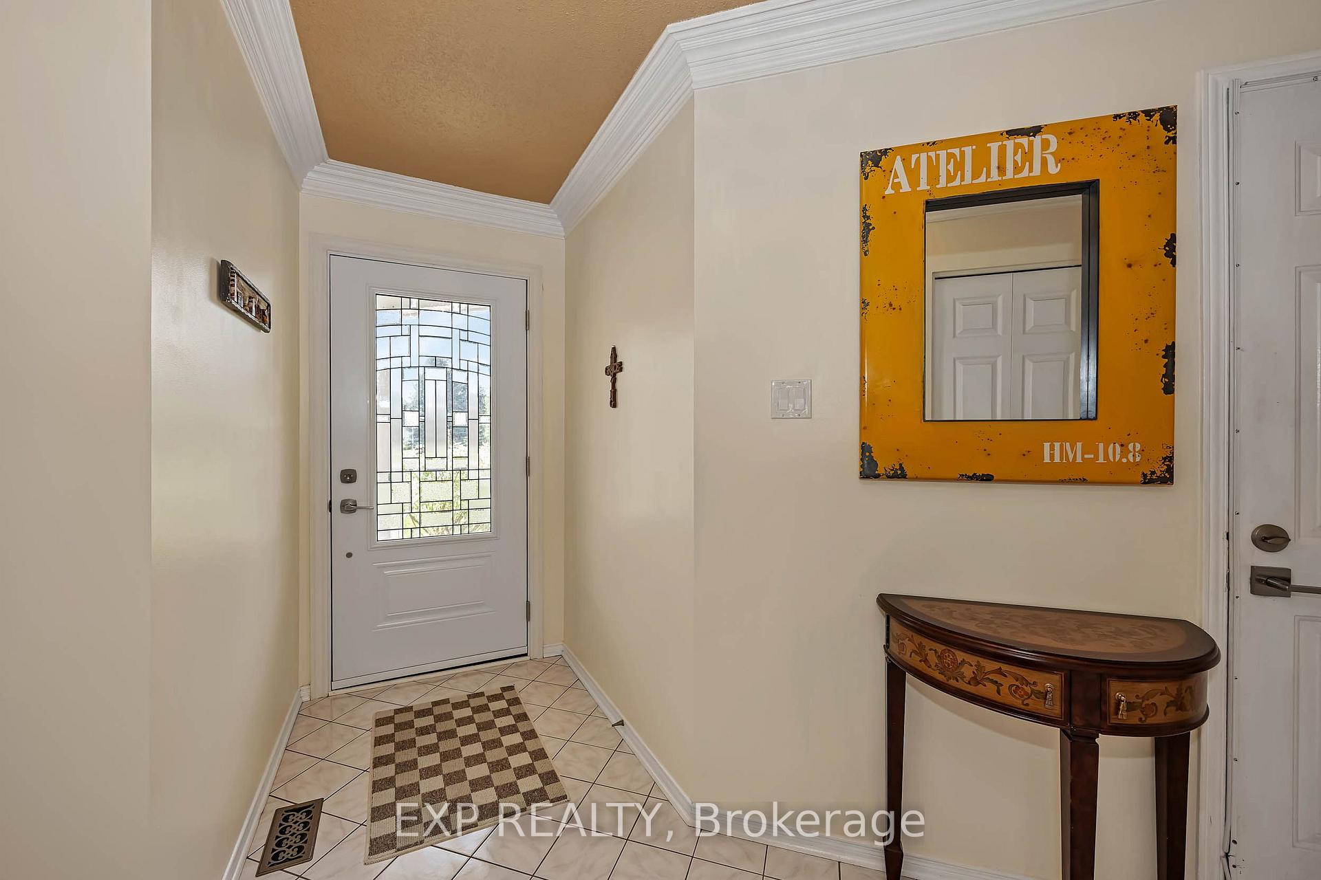 Photo 4 of 2158 Gardenway Drive, Ottawa, Fallingbrook/Gardenway South — HOMEH