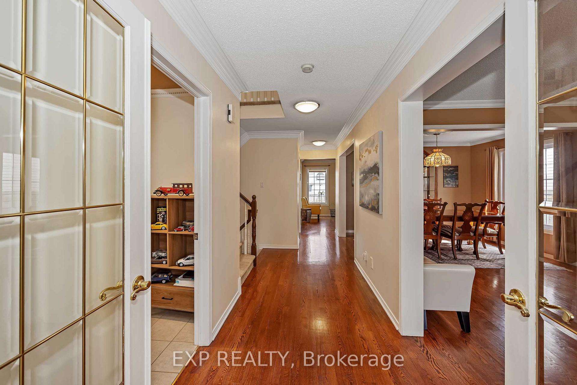 Photo 8 of 2158 Gardenway Drive, Ottawa, Fallingbrook/Gardenway South — HOMEH