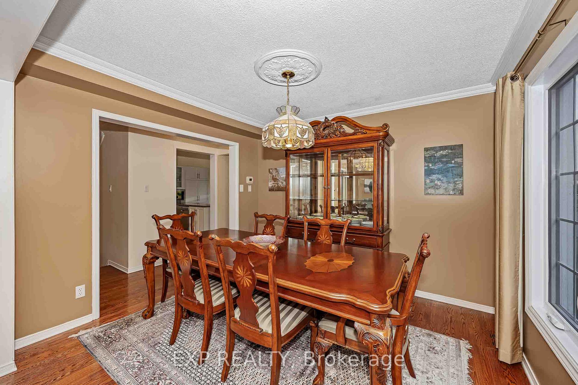 Photo 12 of 2158 Gardenway Drive, Ottawa, Fallingbrook/Gardenway South — HOMEH