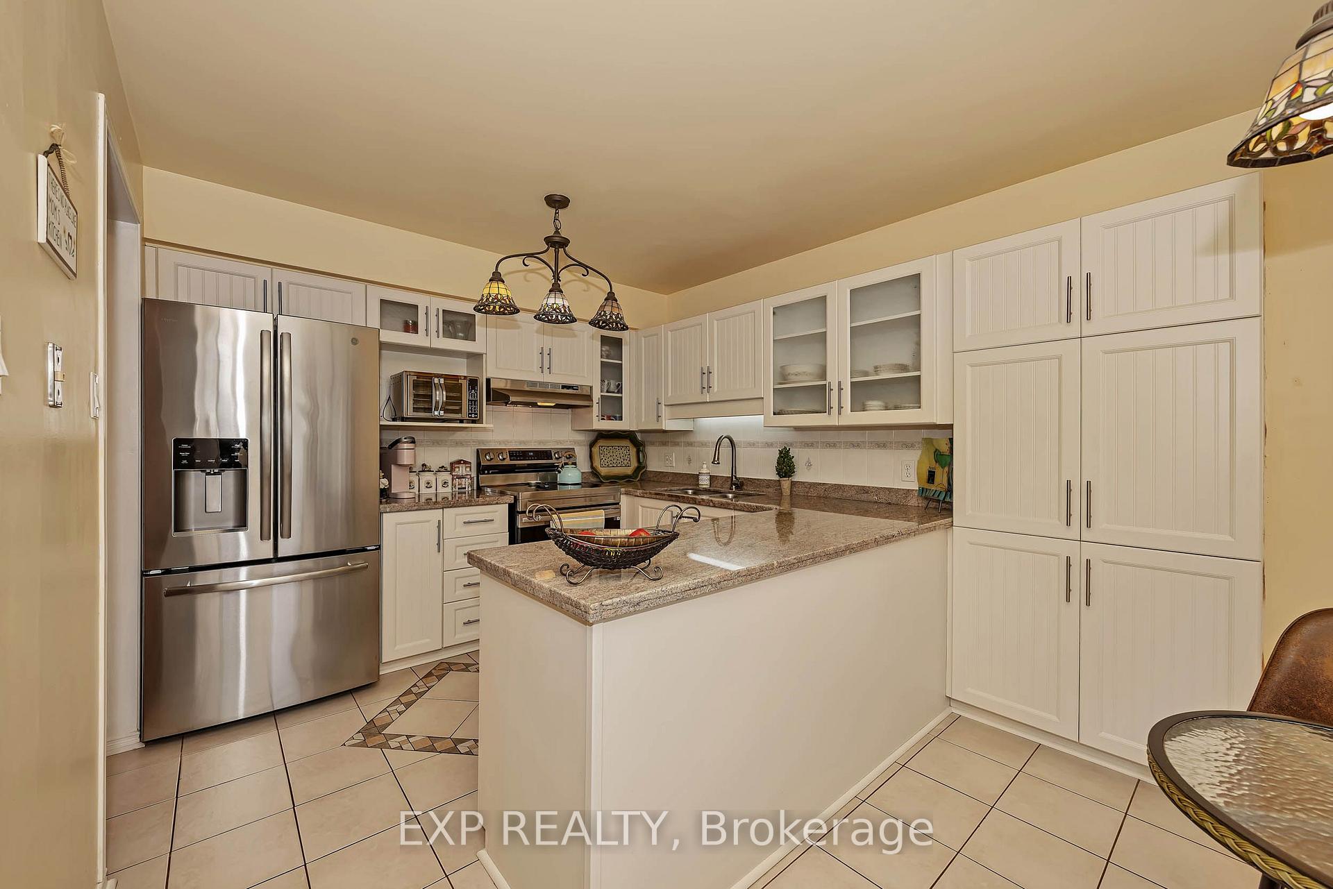 Photo 17 of 2158 Gardenway Drive, Ottawa, Fallingbrook/Gardenway South — HOMEH