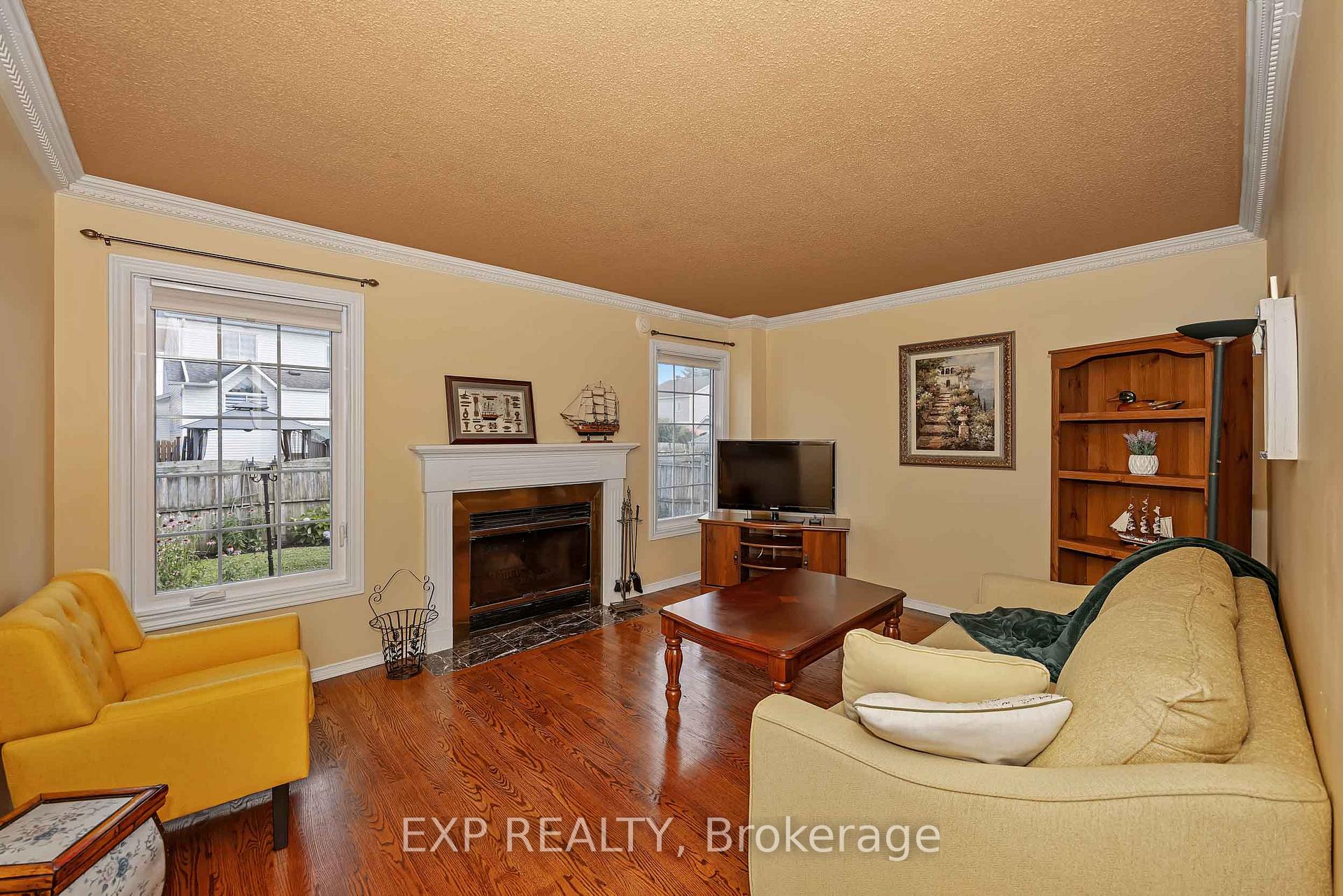 Photo 20 of 2158 Gardenway Drive, Ottawa, Fallingbrook/Gardenway South — HOMEH