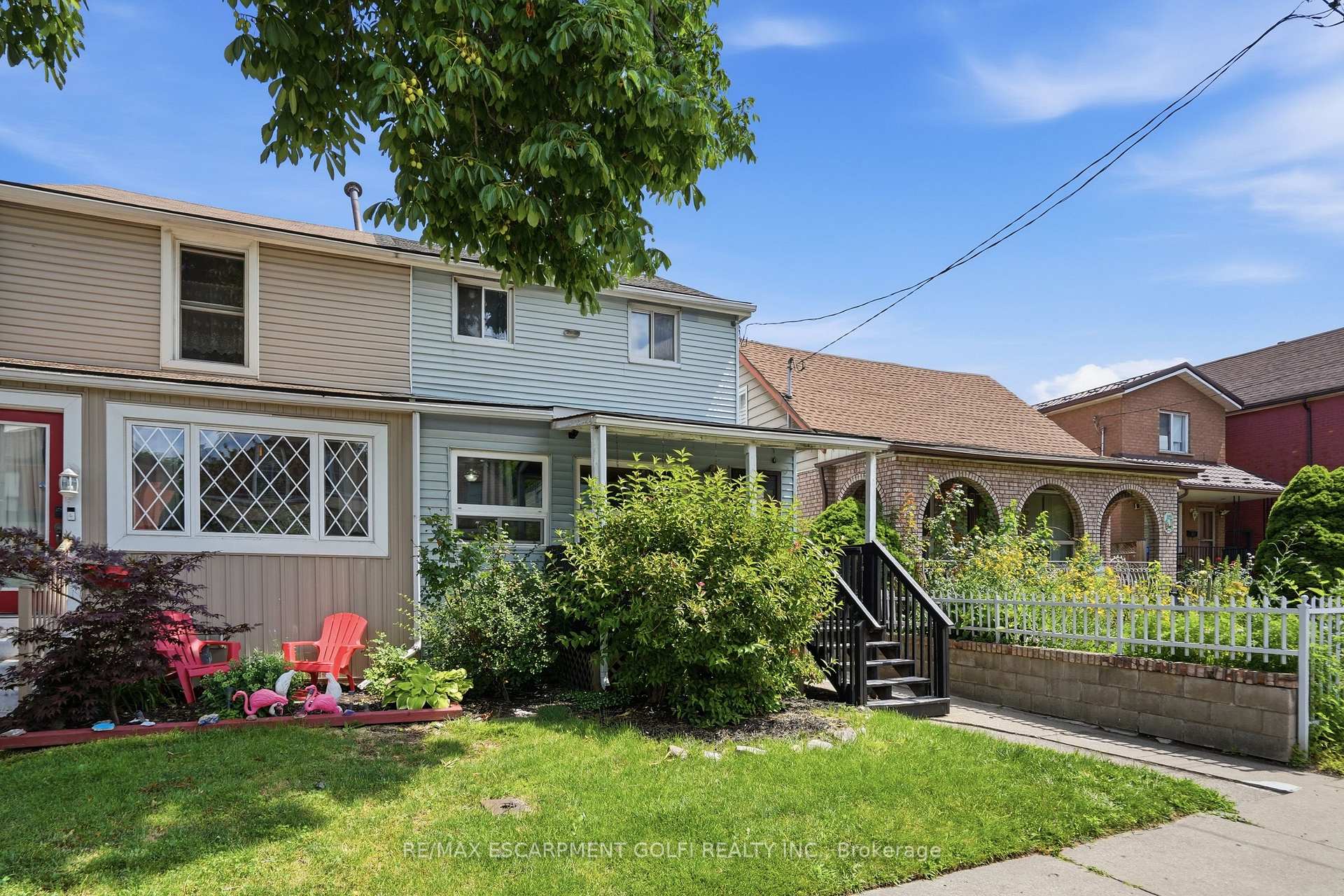 Photo 2 of 100 Chestnut Avenue, Hamilton, Gibson — HOMEH