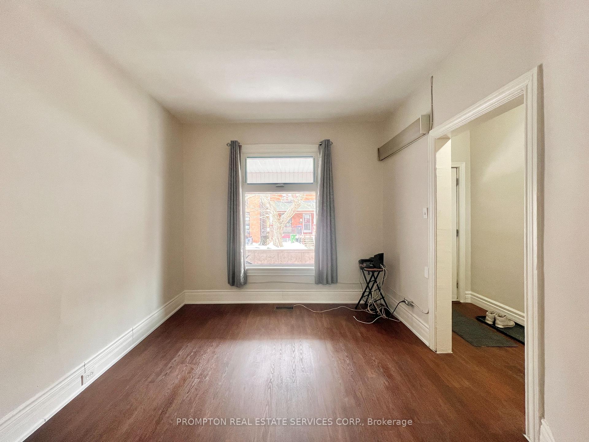 Photo 6 of 17 Winnifred Avenue, Toronto, South Riverdale — HOMEH