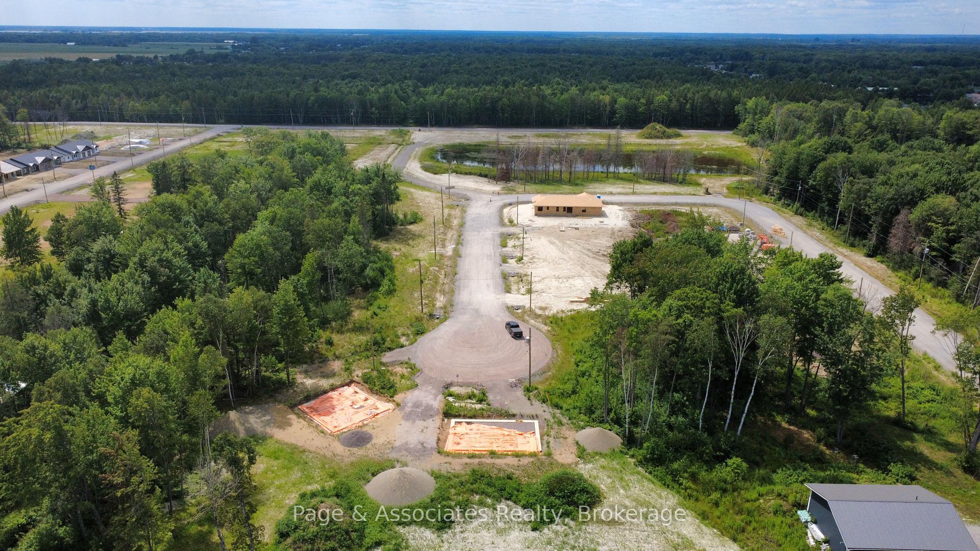 Photo 3 of 47 Brianne Court, West Nipissing, Sturgeon Falls — HOMEH