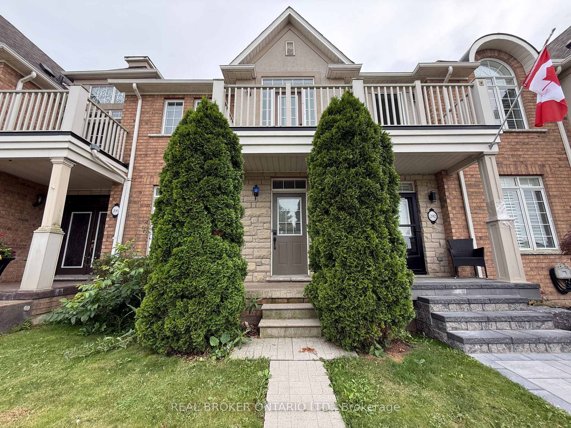 Photo 1 of 204 Springstead Avenue, Hamilton, Winona Park — HOMEH