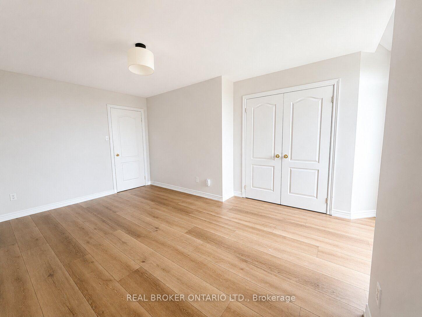 Photo 9 of 204 Springstead Avenue, Hamilton, Winona Park — HOMEH