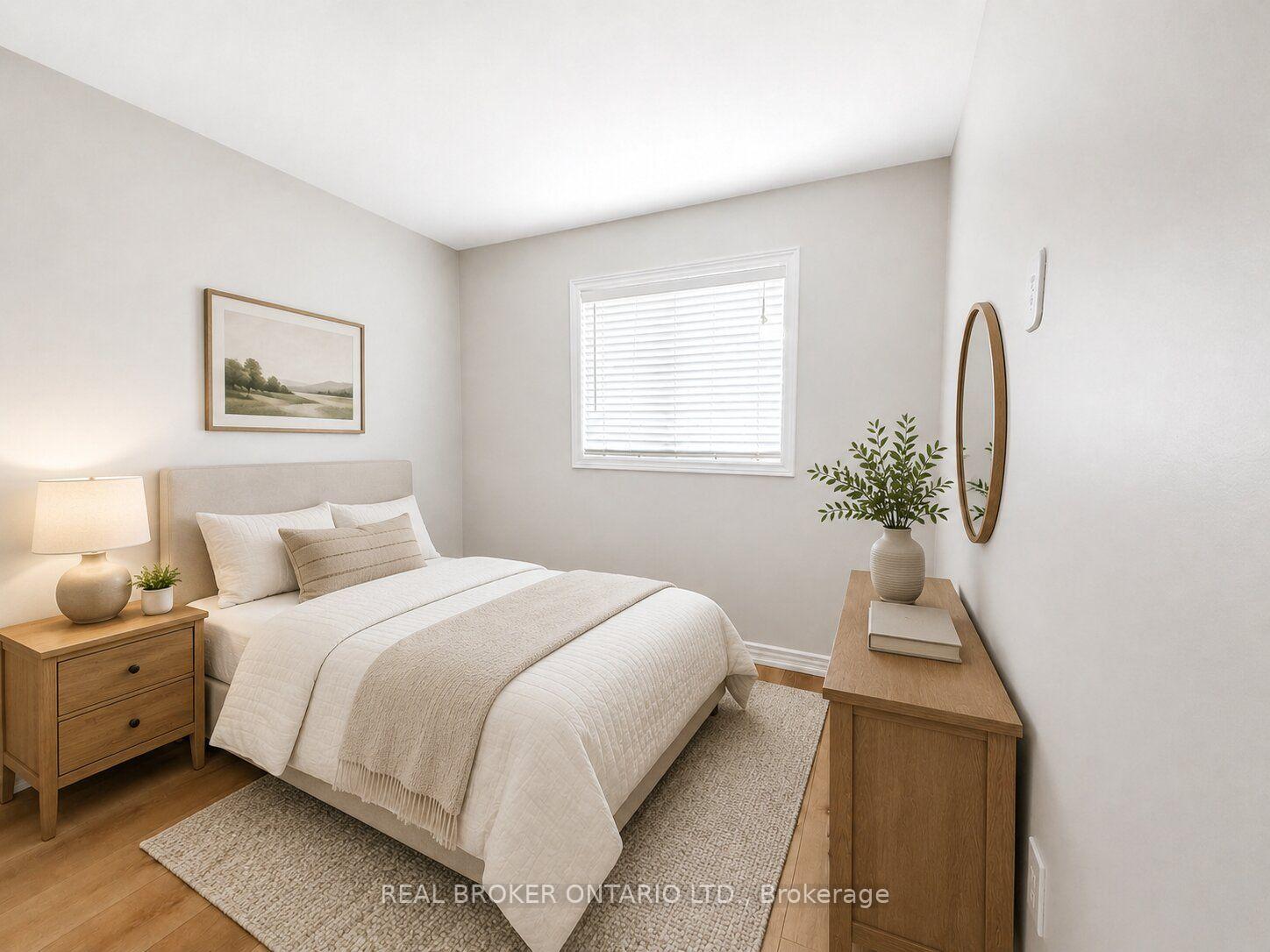 Photo 10 of 204 Springstead Avenue, Hamilton, Winona Park — HOMEH