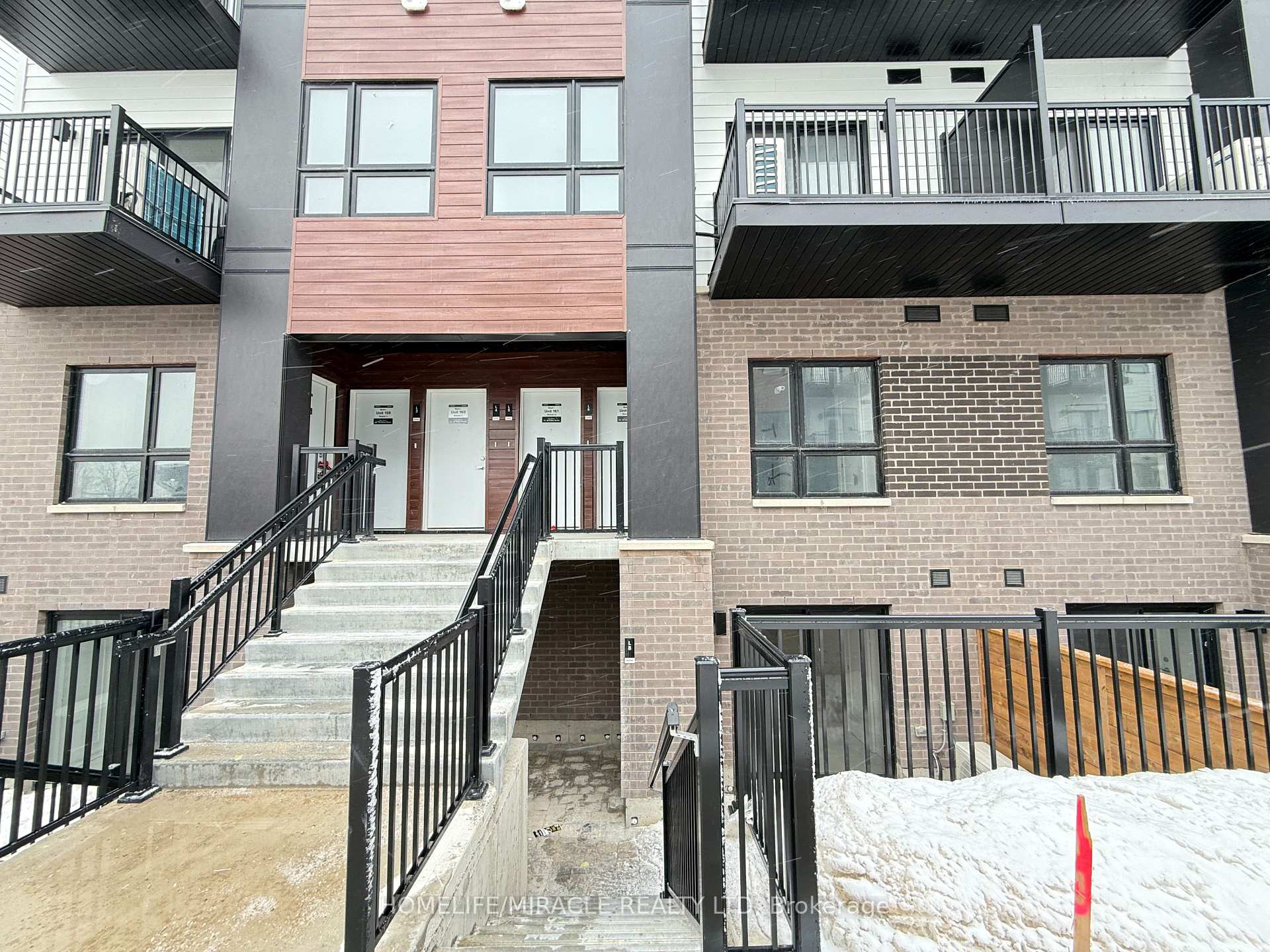 Photo 2 of Unit L8, 40 Palace Street, Kitchener, Alpine — HOMEH