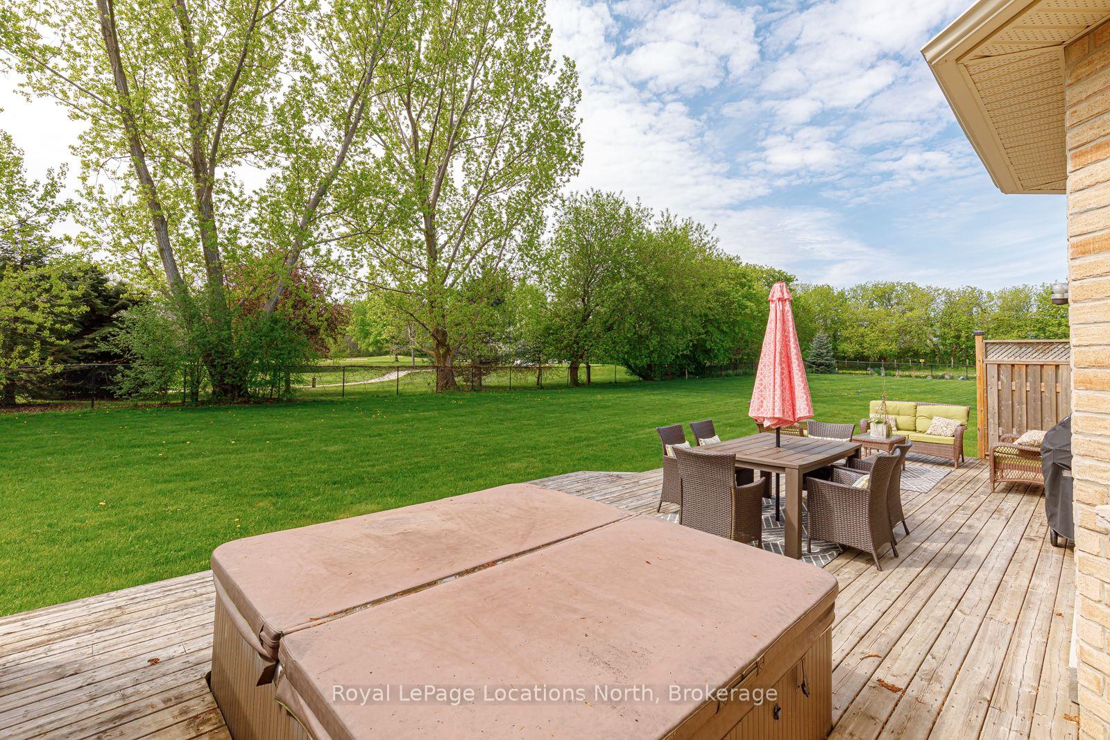 Photo 5 of 59 Kells Crescent, Collingwood — HOMEH
