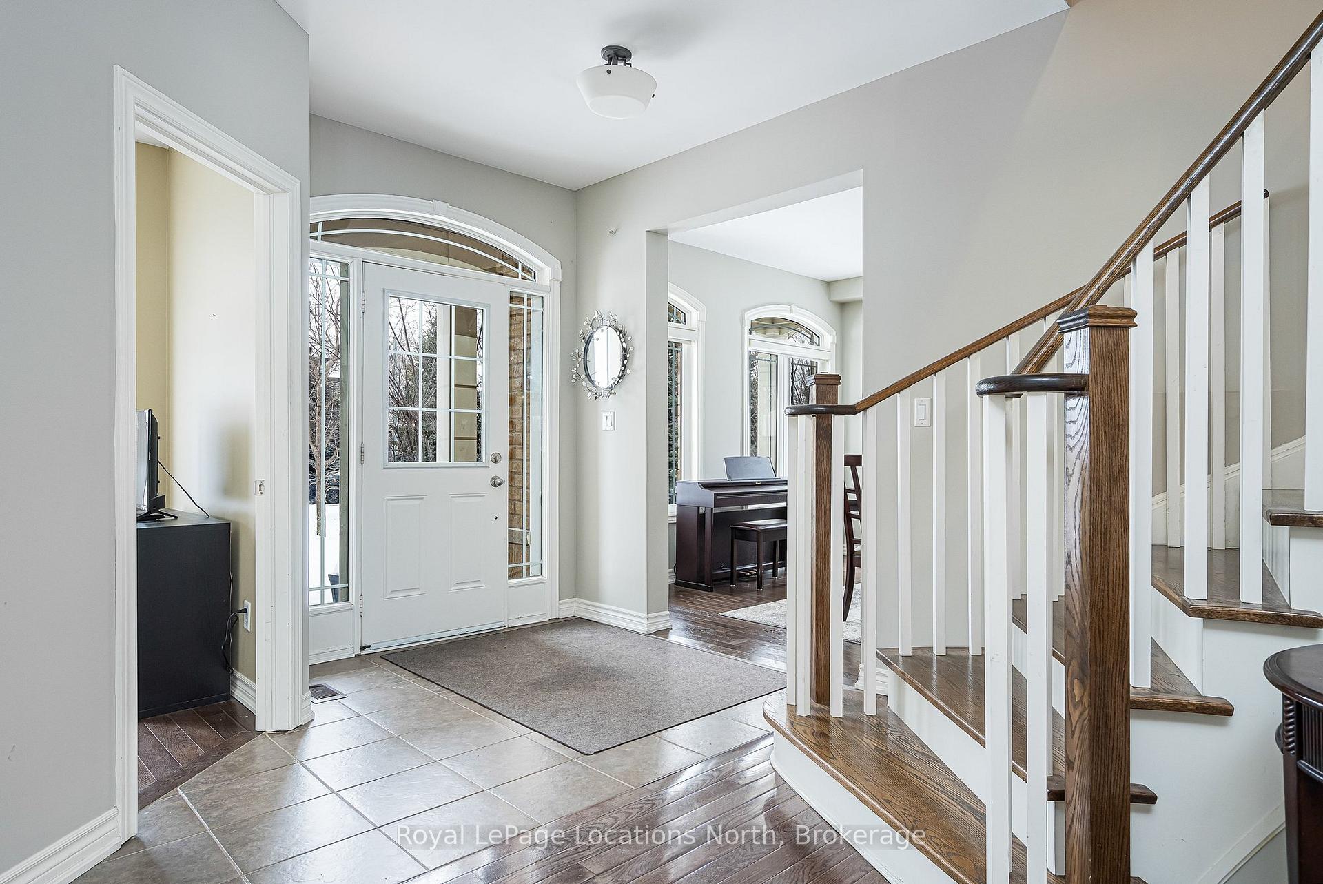 Photo 8 of 59 Kells Crescent, Collingwood — HOMEH