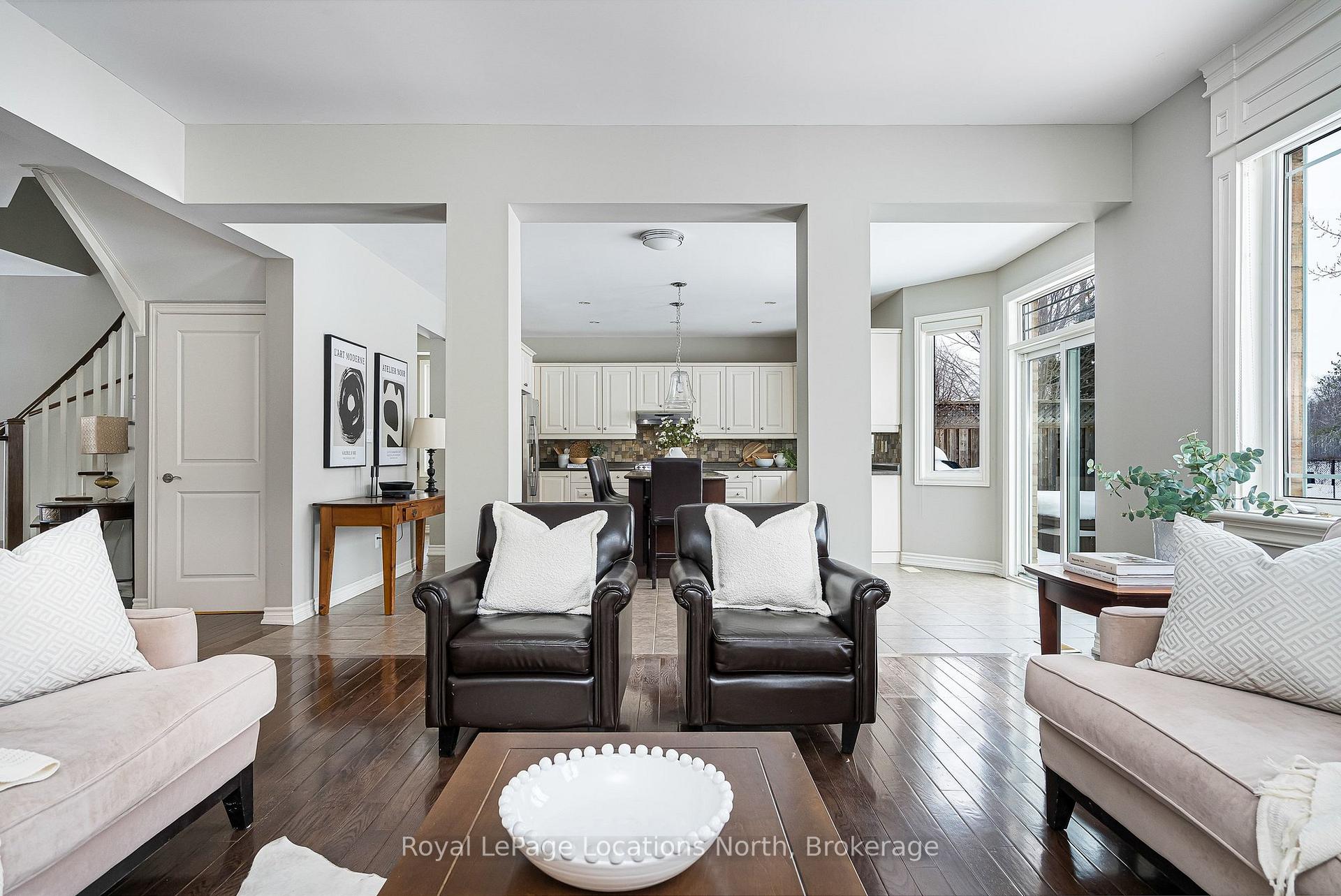Photo 14 of 59 Kells Crescent, Collingwood — HOMEH