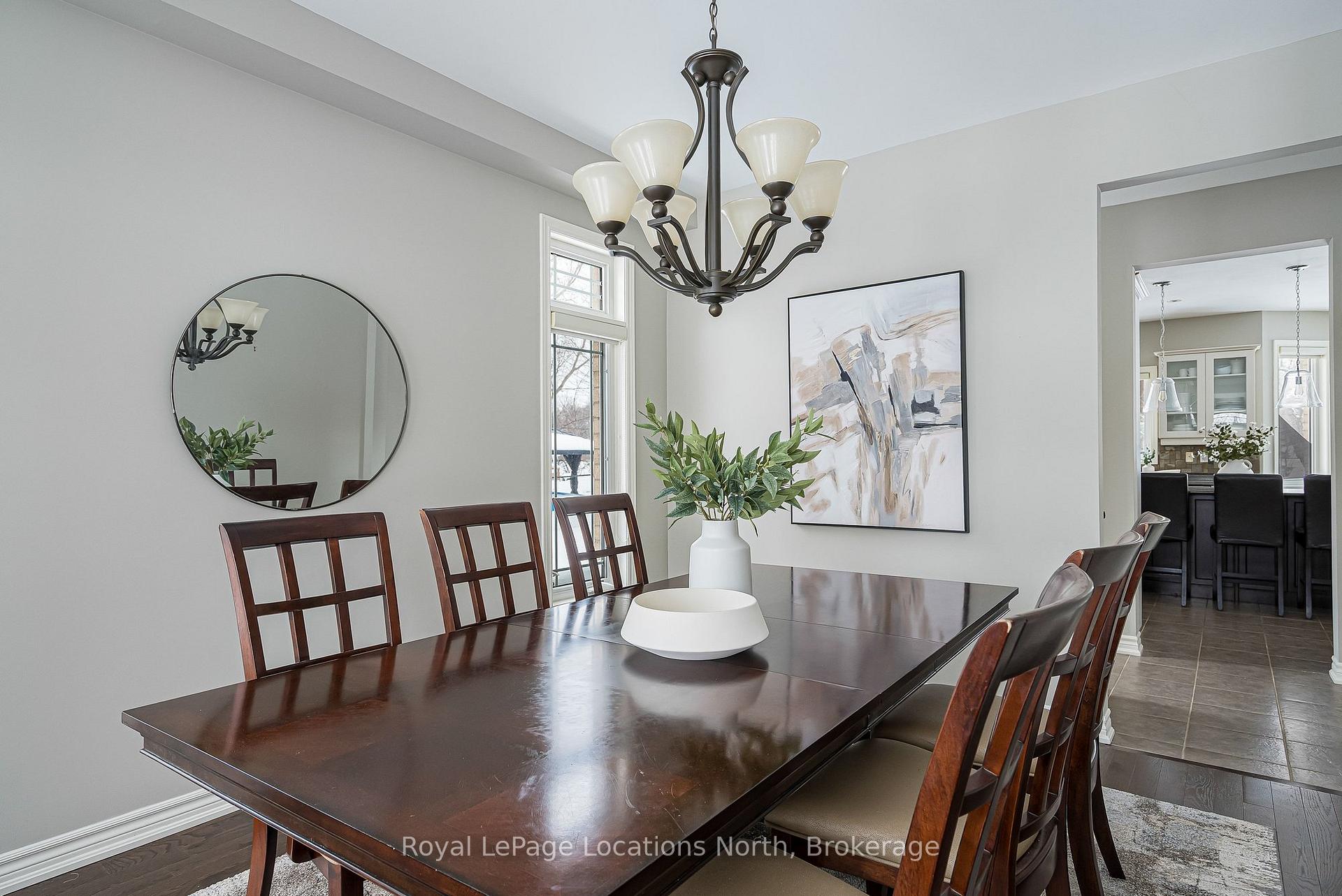 Photo 24 of 59 Kells Crescent, Collingwood — HOMEH