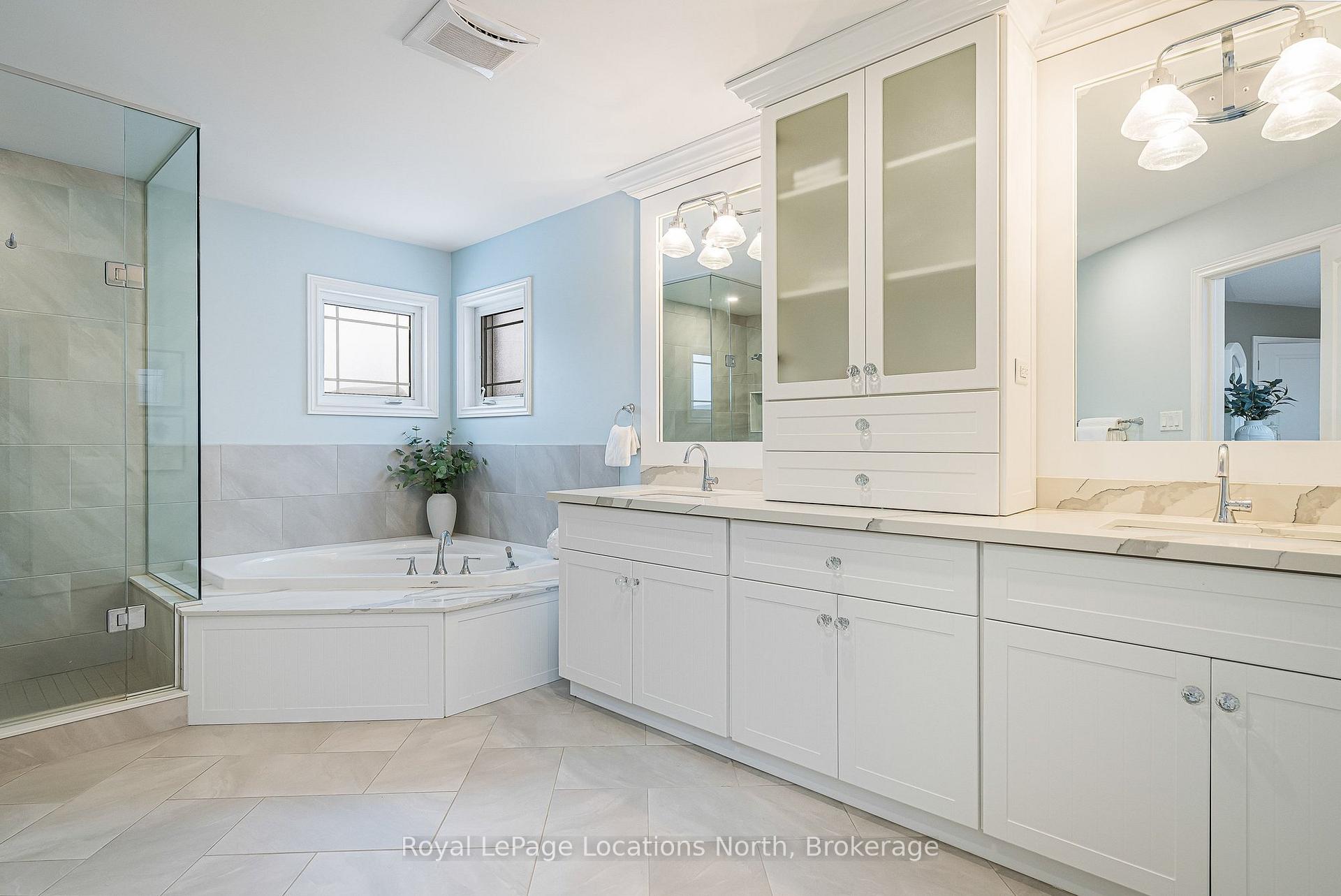 Photo 32 of 59 Kells Crescent, Collingwood — HOMEH