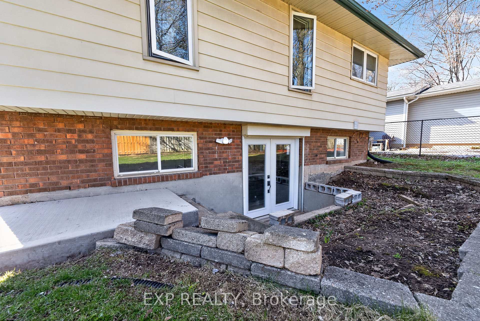 Photo 23 of Unit lower, 2580 Noella Court, Niagara Falls, Casey — HOMEH