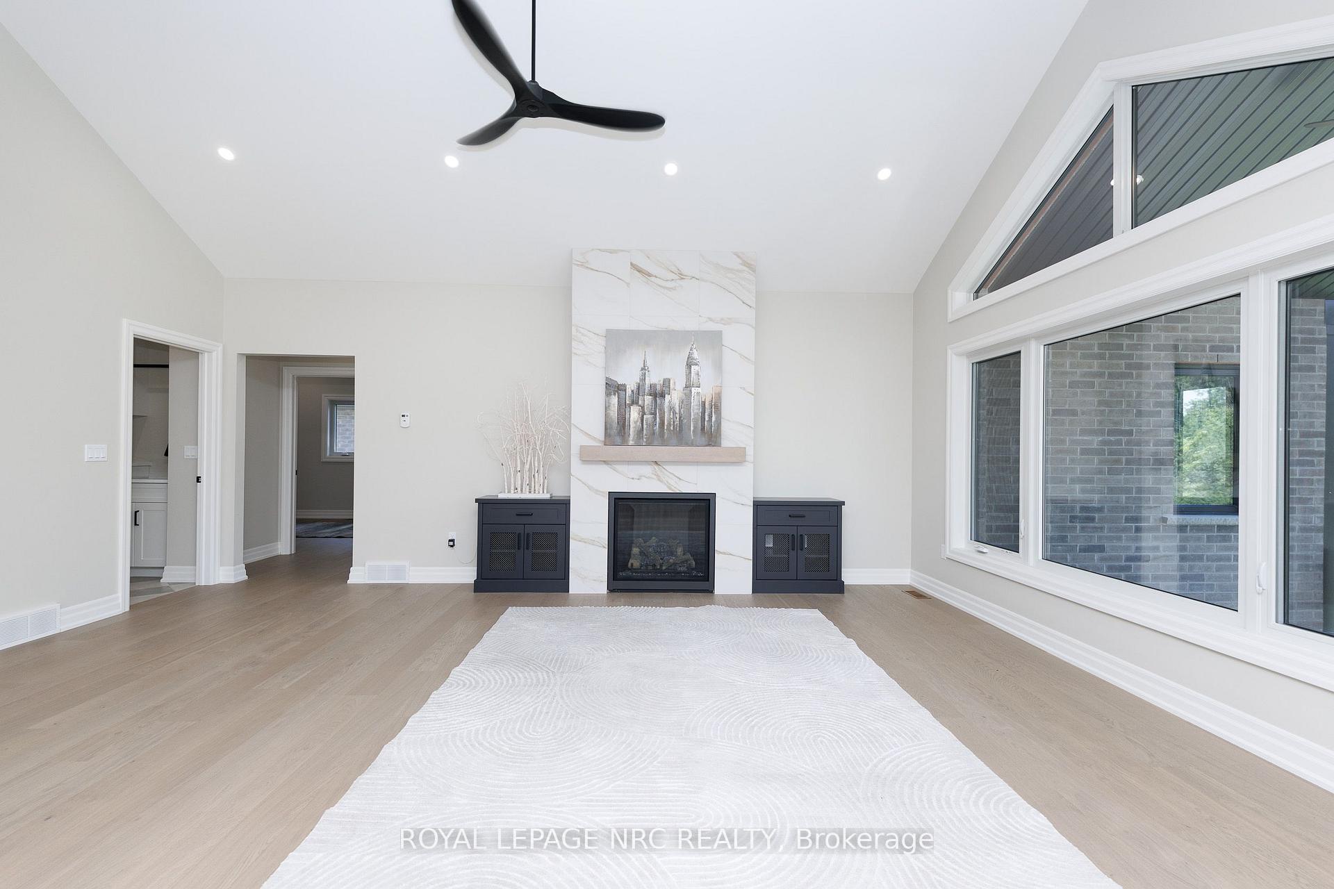 Photo 8 of 270 Lancaster Drive, Port Colborne, Sugarloaf — HOMEH