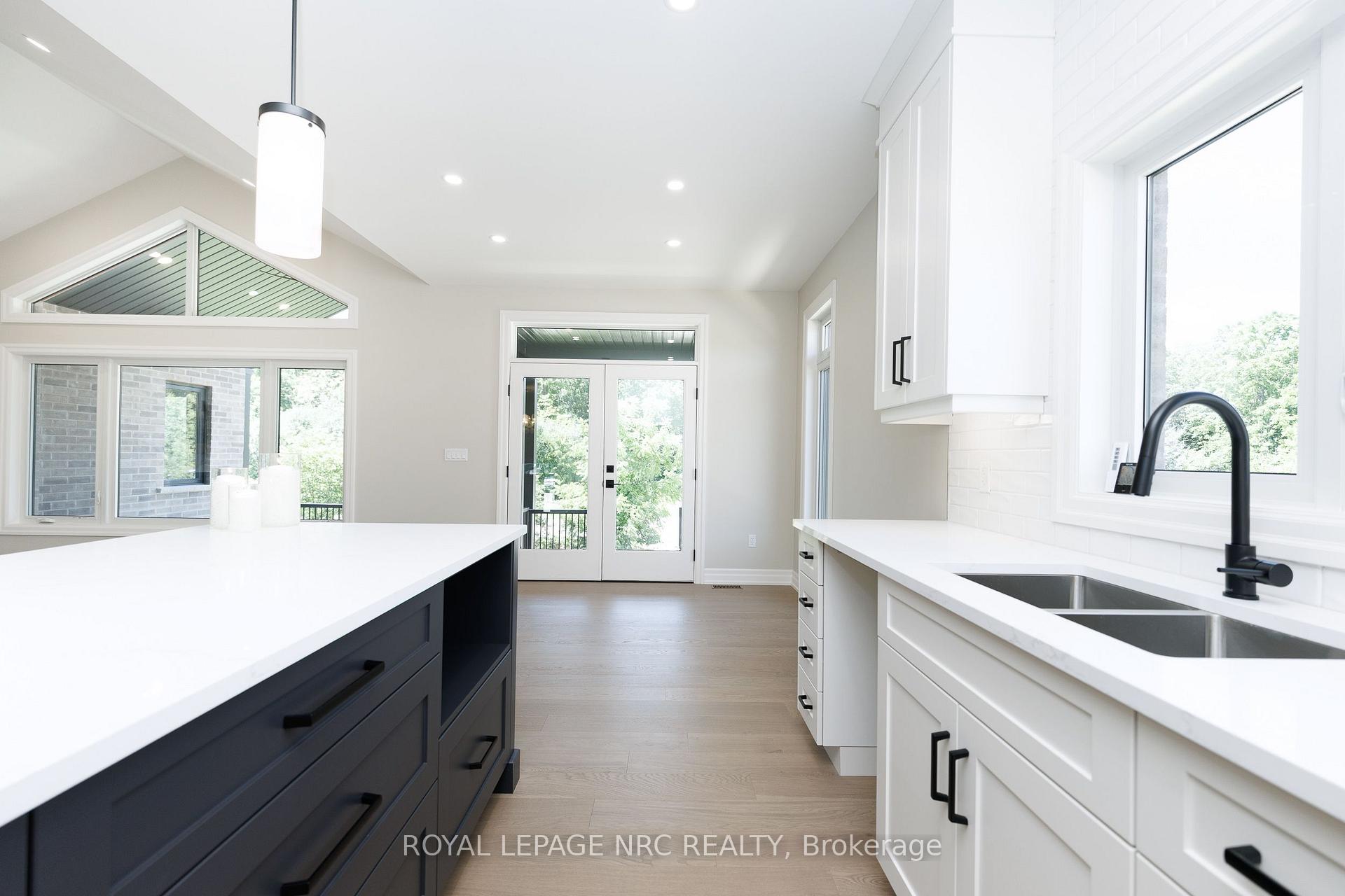 Photo 12 of 270 Lancaster Drive, Port Colborne, Sugarloaf — HOMEH