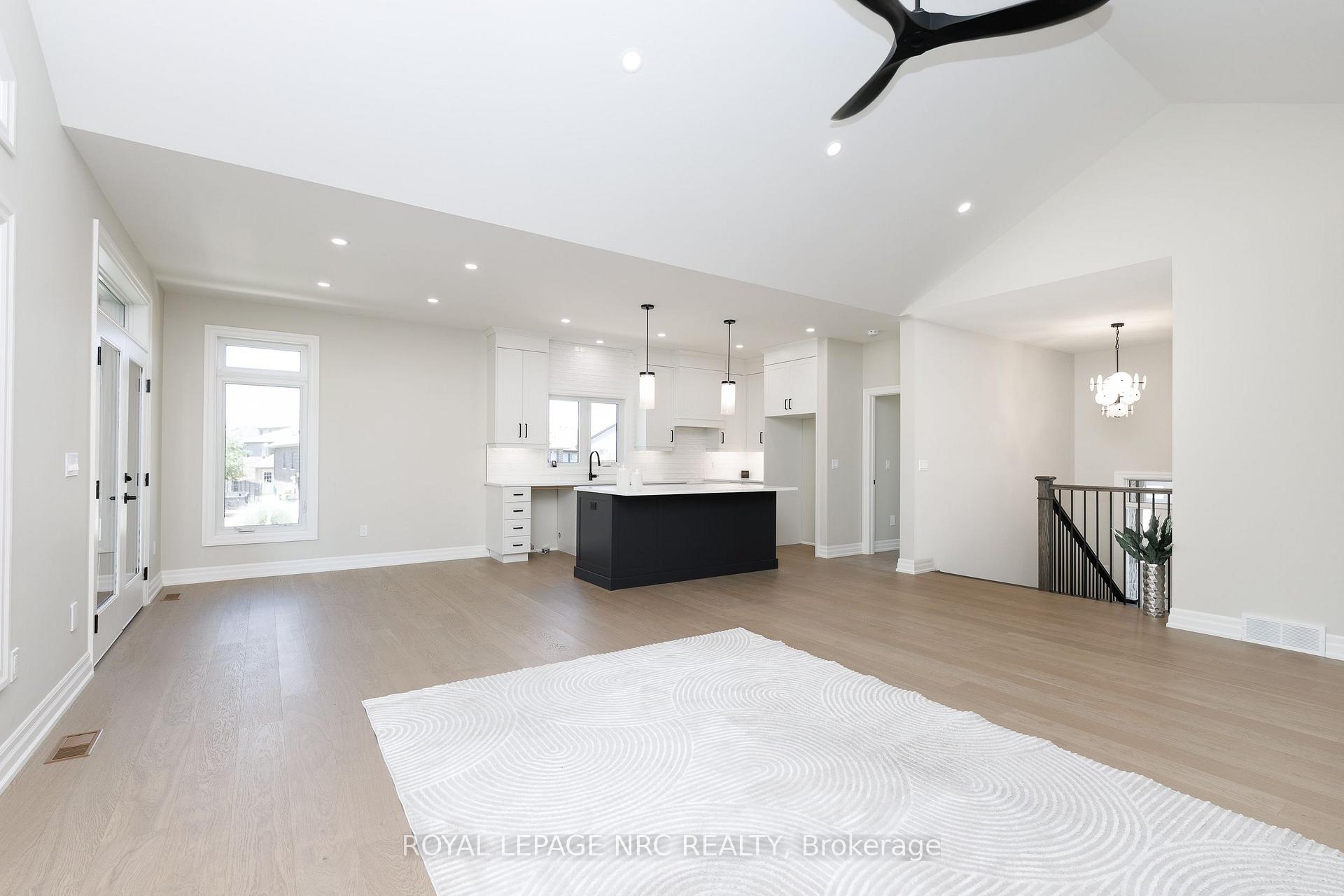 Photo 15 of 270 Lancaster Drive, Port Colborne, Sugarloaf — HOMEH