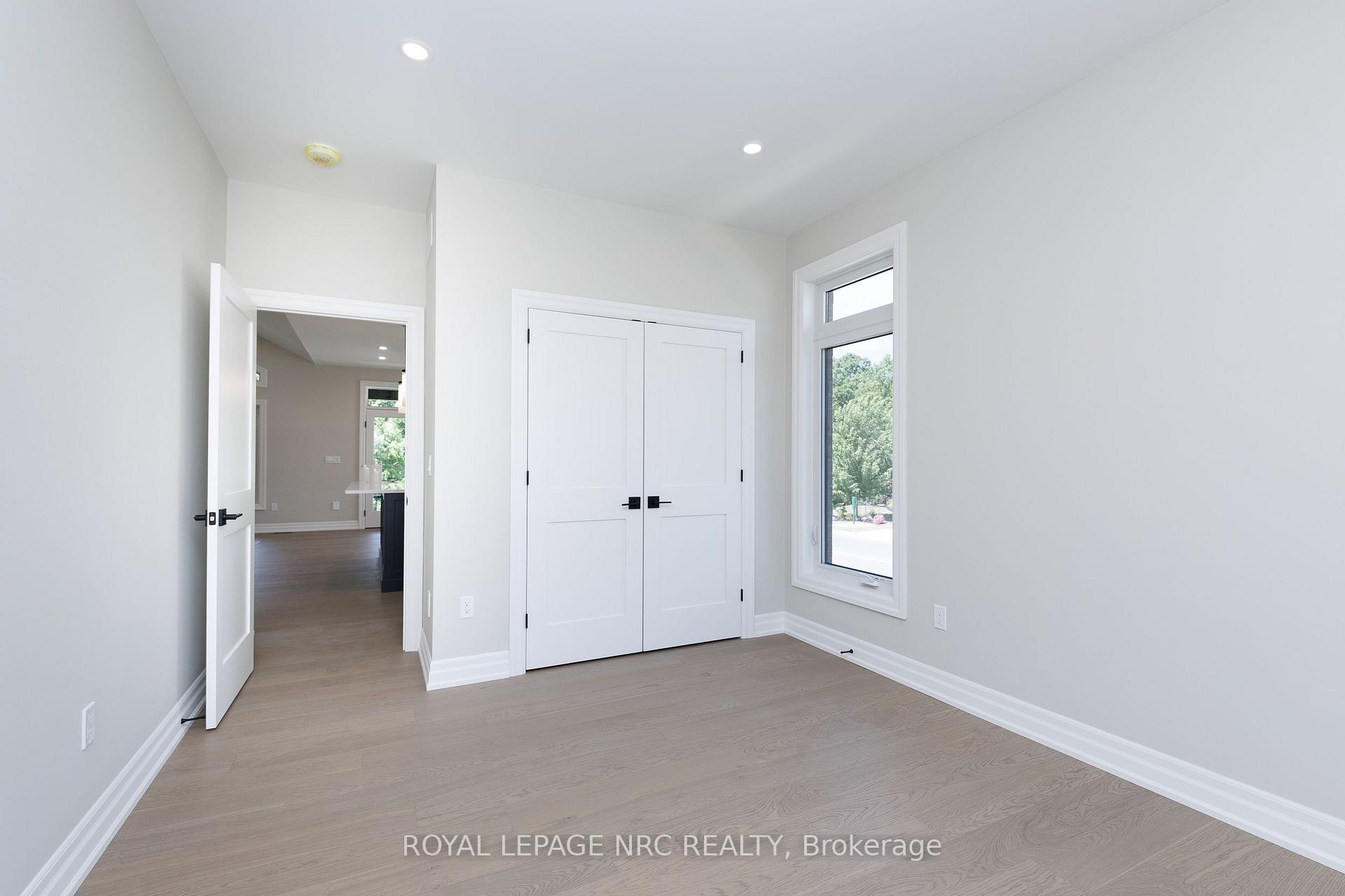 Photo 20 of 270 Lancaster Drive, Port Colborne, Sugarloaf — HOMEH