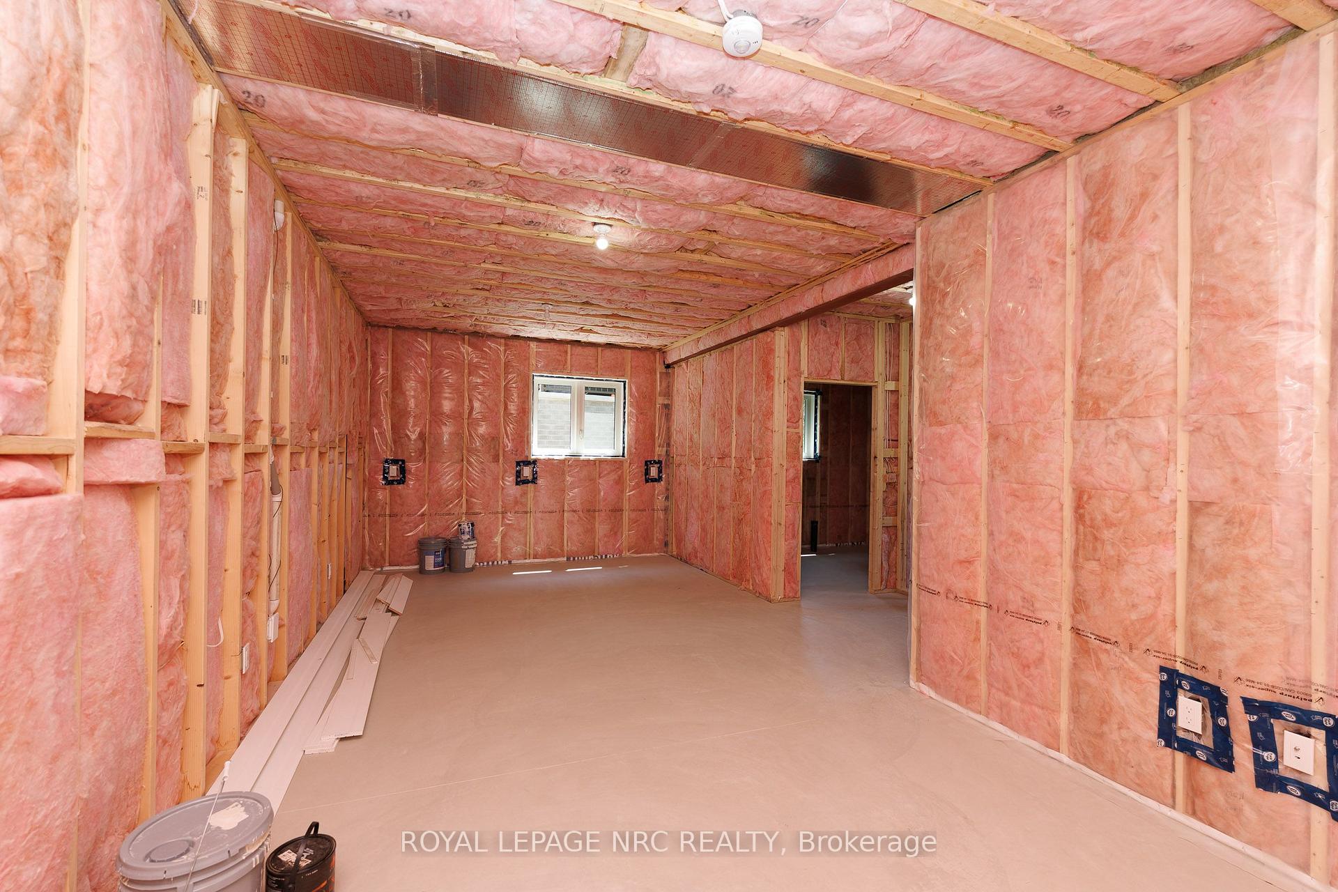 Photo 36 of 270 Lancaster Drive, Port Colborne, Sugarloaf — HOMEH