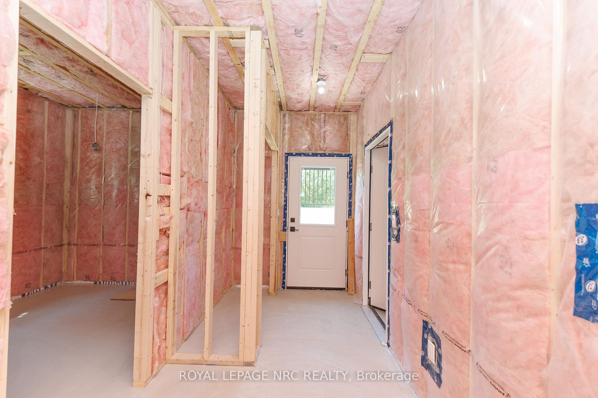 Photo 37 of 270 Lancaster Drive, Port Colborne, Sugarloaf — HOMEH