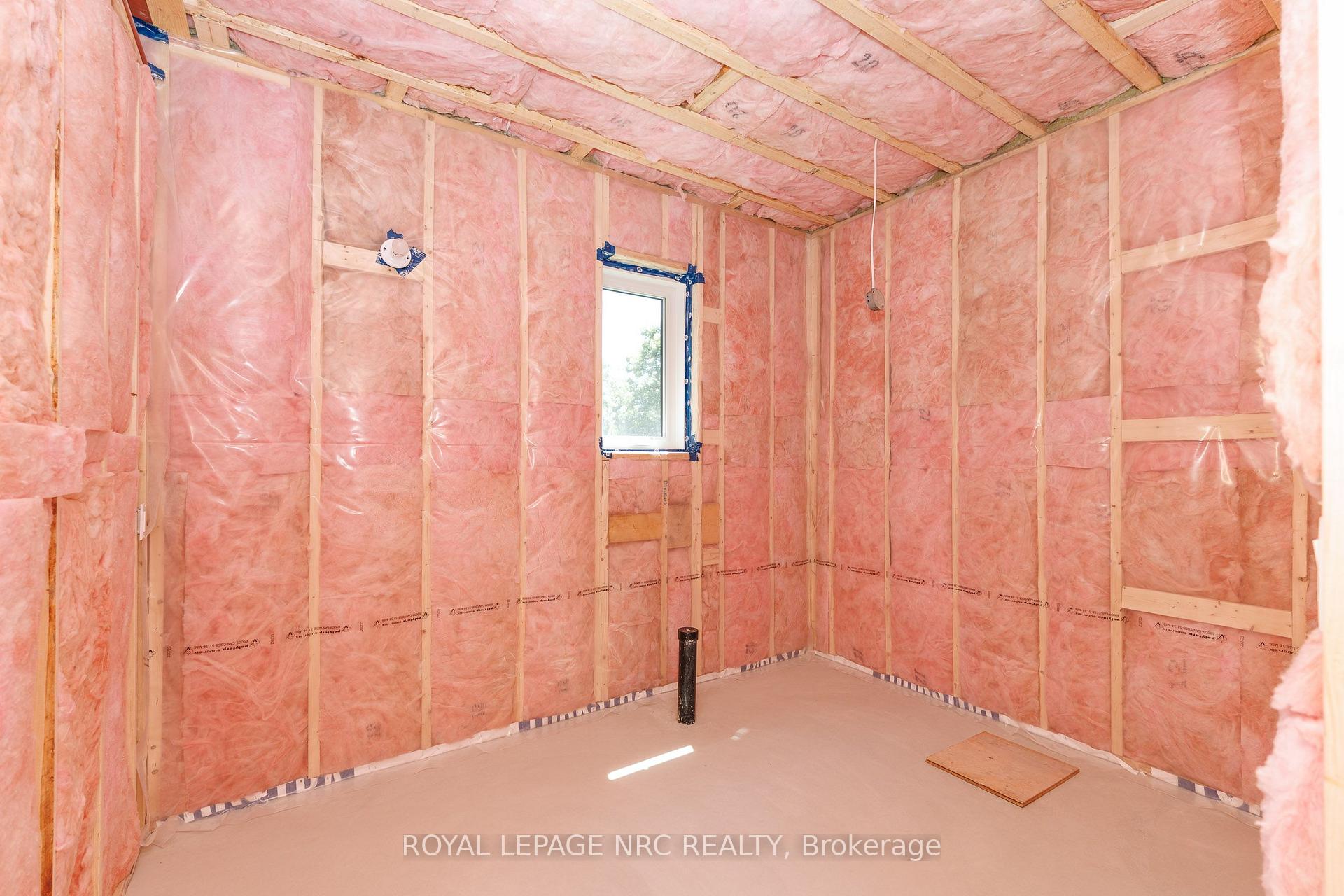 Photo 38 of 270 Lancaster Drive, Port Colborne, Sugarloaf — HOMEH