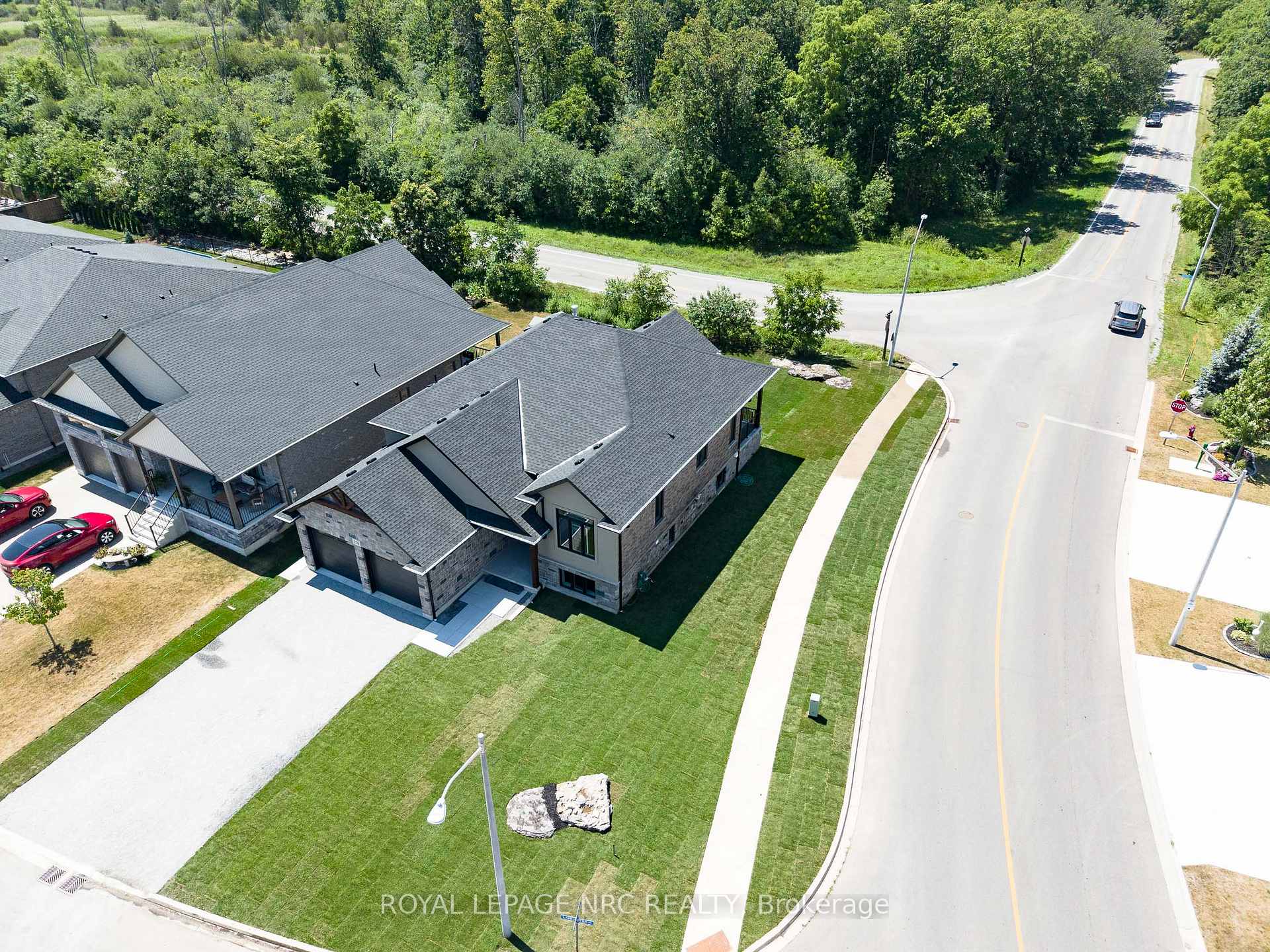 Photo 40 of 270 Lancaster Drive, Port Colborne, Sugarloaf — HOMEH