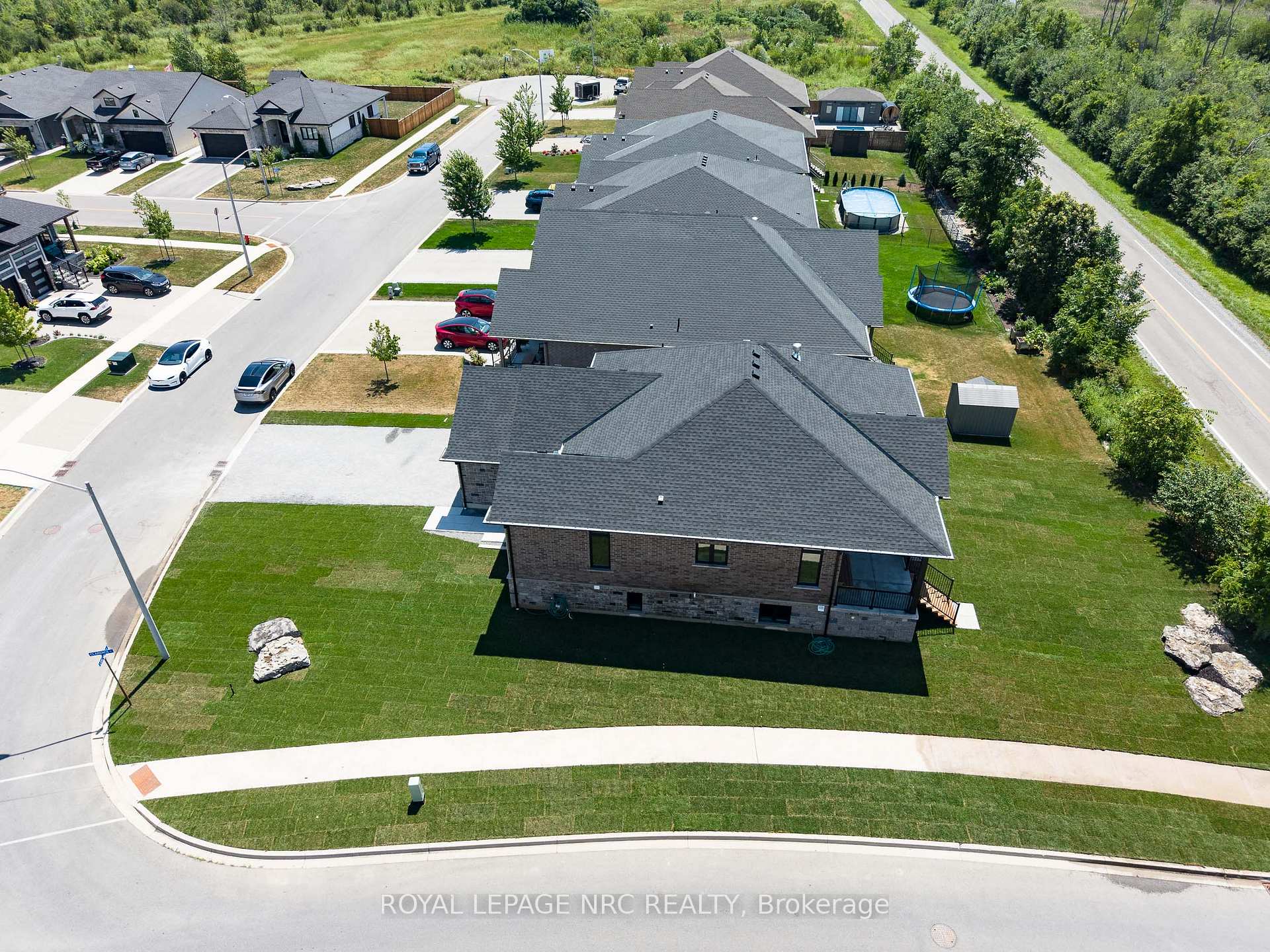 Photo 44 of 270 Lancaster Drive, Port Colborne, Sugarloaf — HOMEH