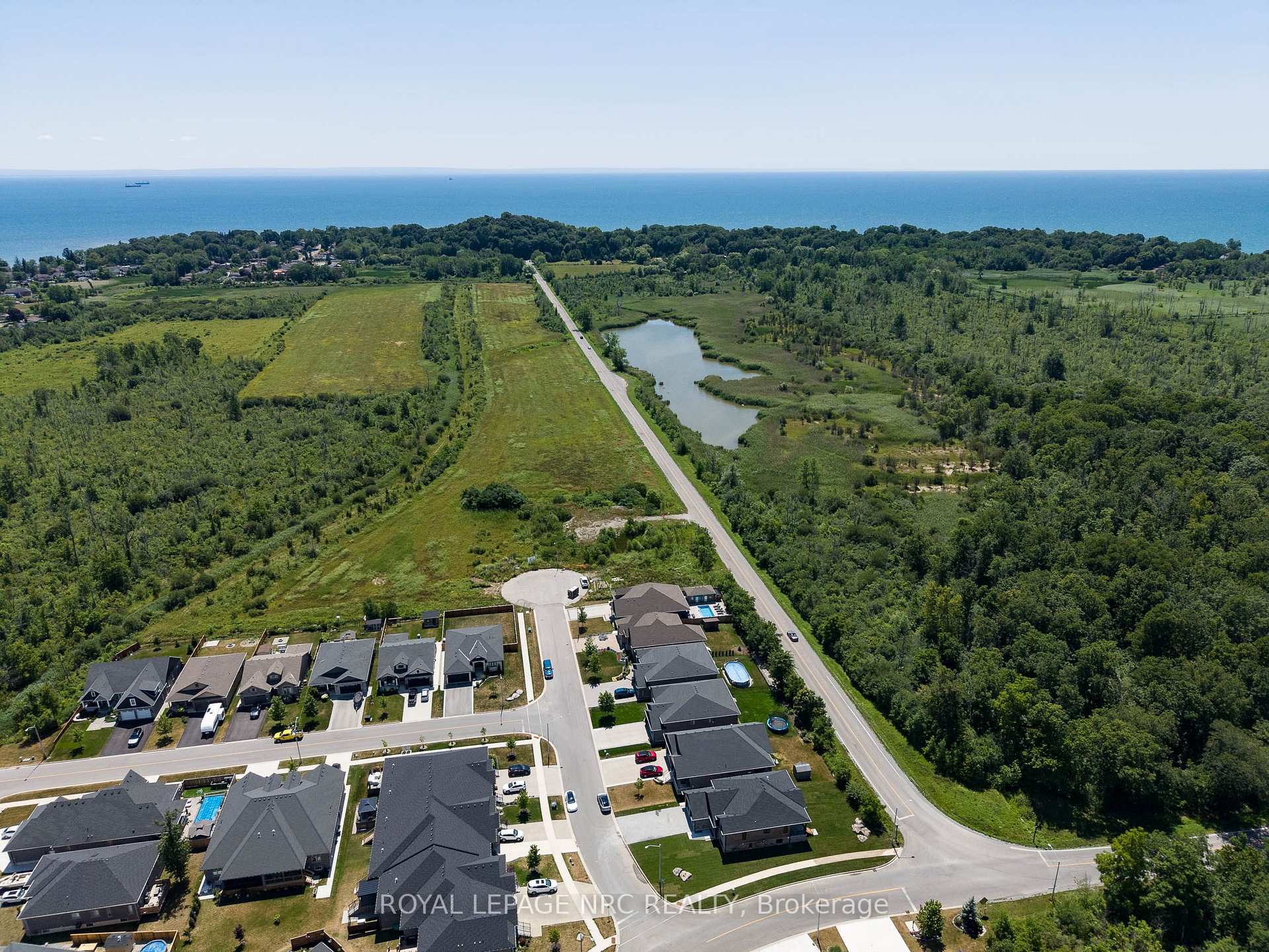 Photo 45 of 270 Lancaster Drive, Port Colborne, Sugarloaf — HOMEH