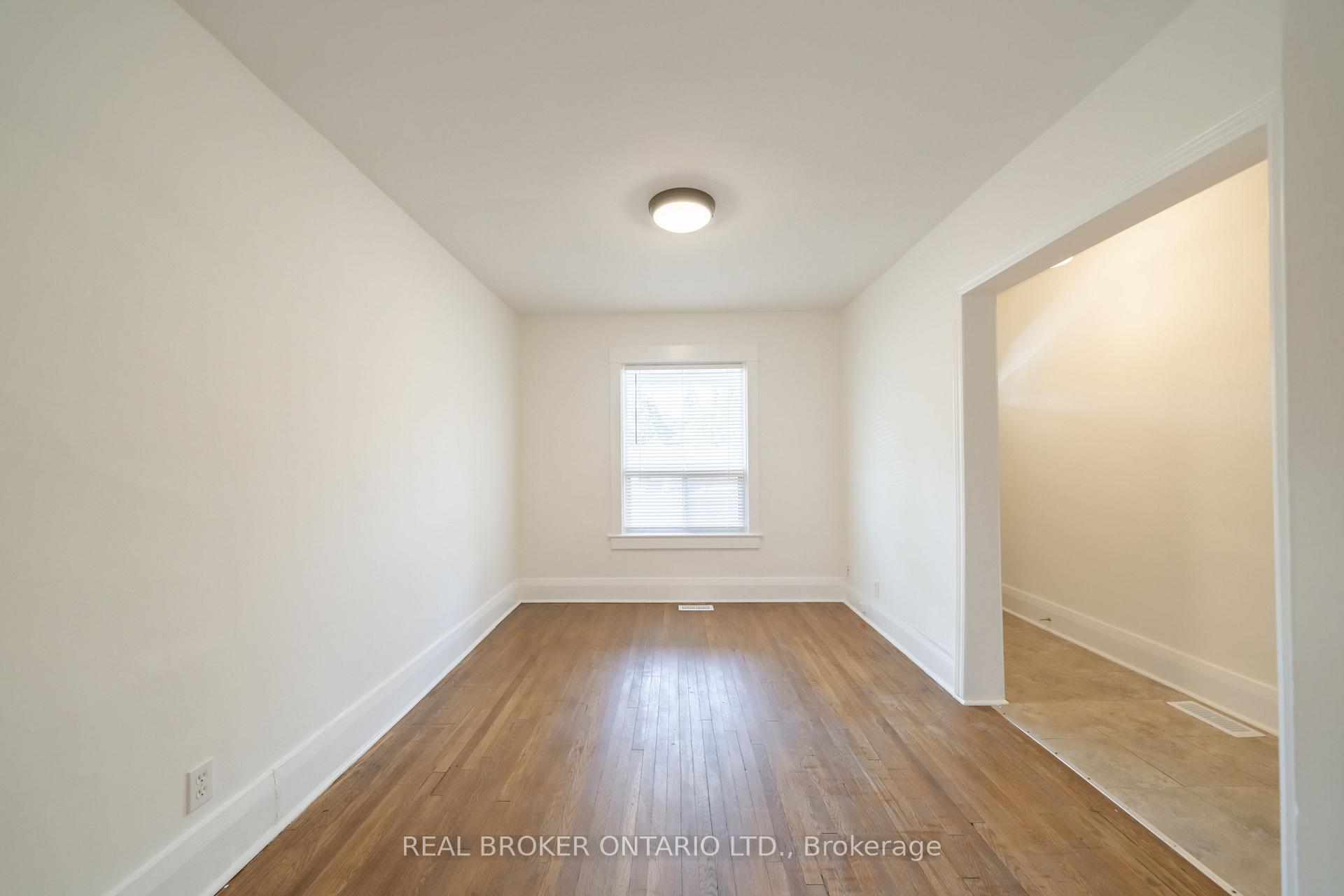 Photo 5 of Unit MAIN, 542 Glebeholme Boulevard, Toronto, Danforth — HOMEH