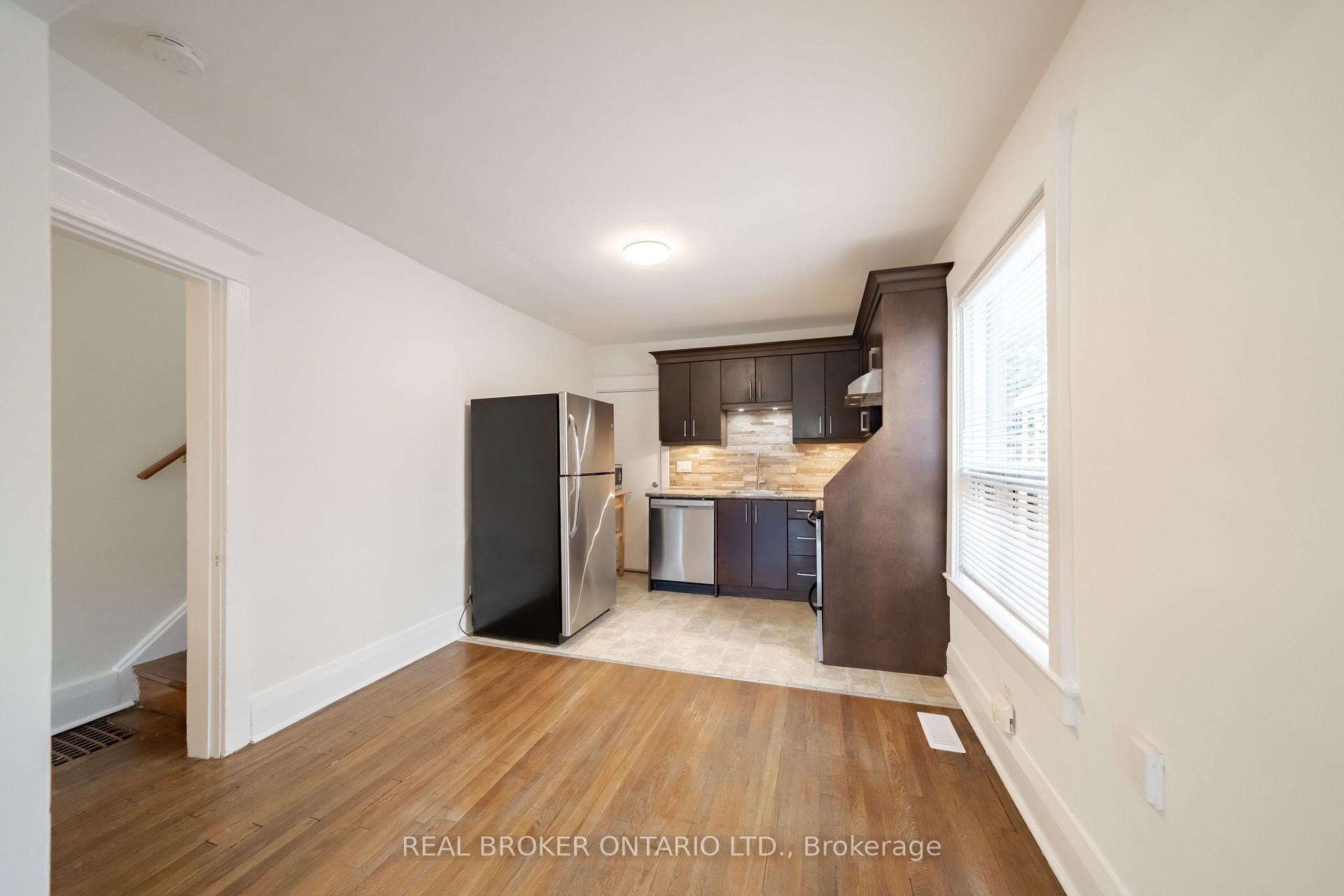 Photo 8 of Unit MAIN, 542 Glebeholme Boulevard, Toronto, Danforth — HOMEH