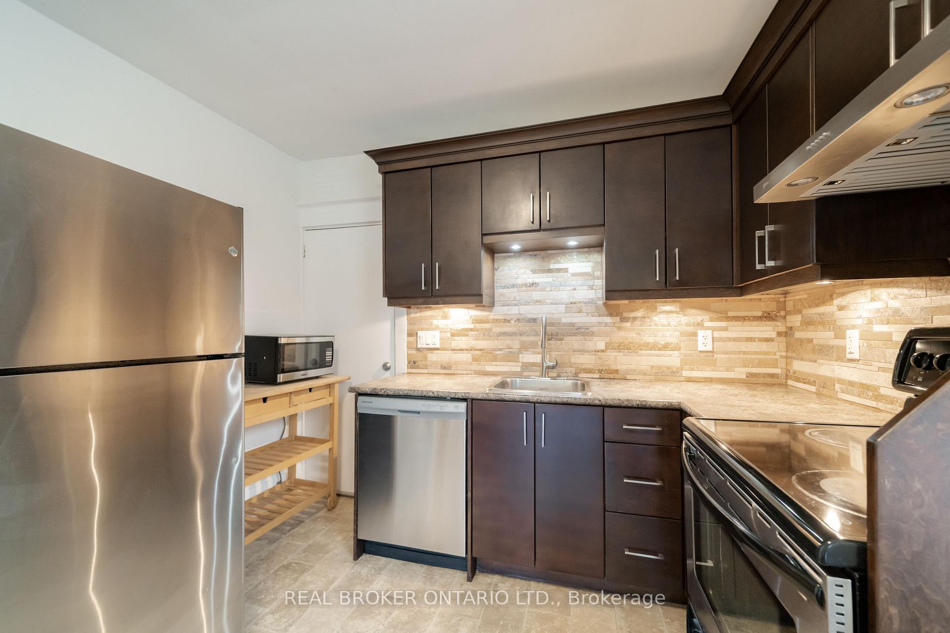 Photo 13 of Unit MAIN, 542 Glebeholme Boulevard, Toronto, Danforth — HOMEH