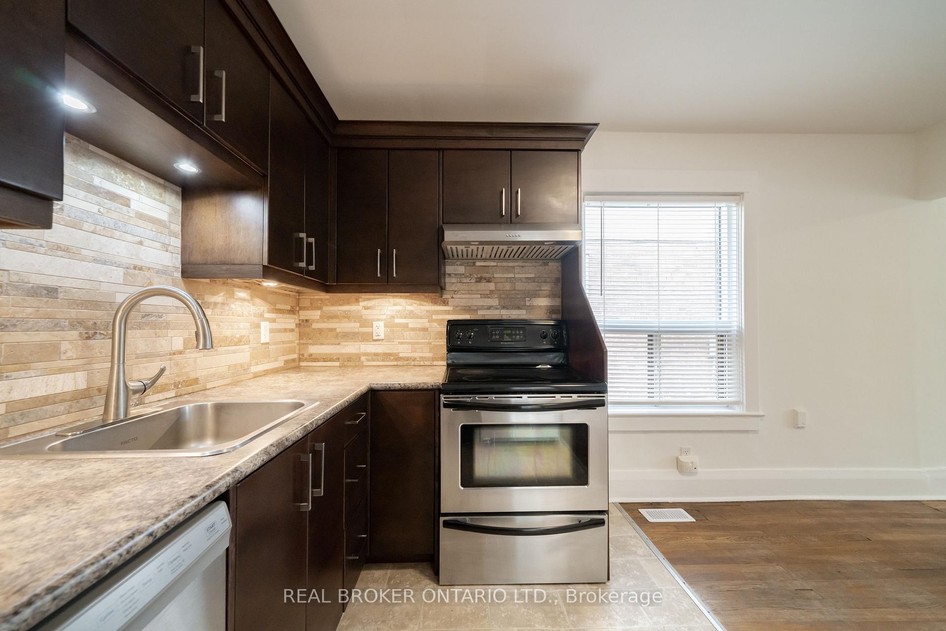 Photo 14 of Unit MAIN, 542 Glebeholme Boulevard, Toronto, Danforth — HOMEH