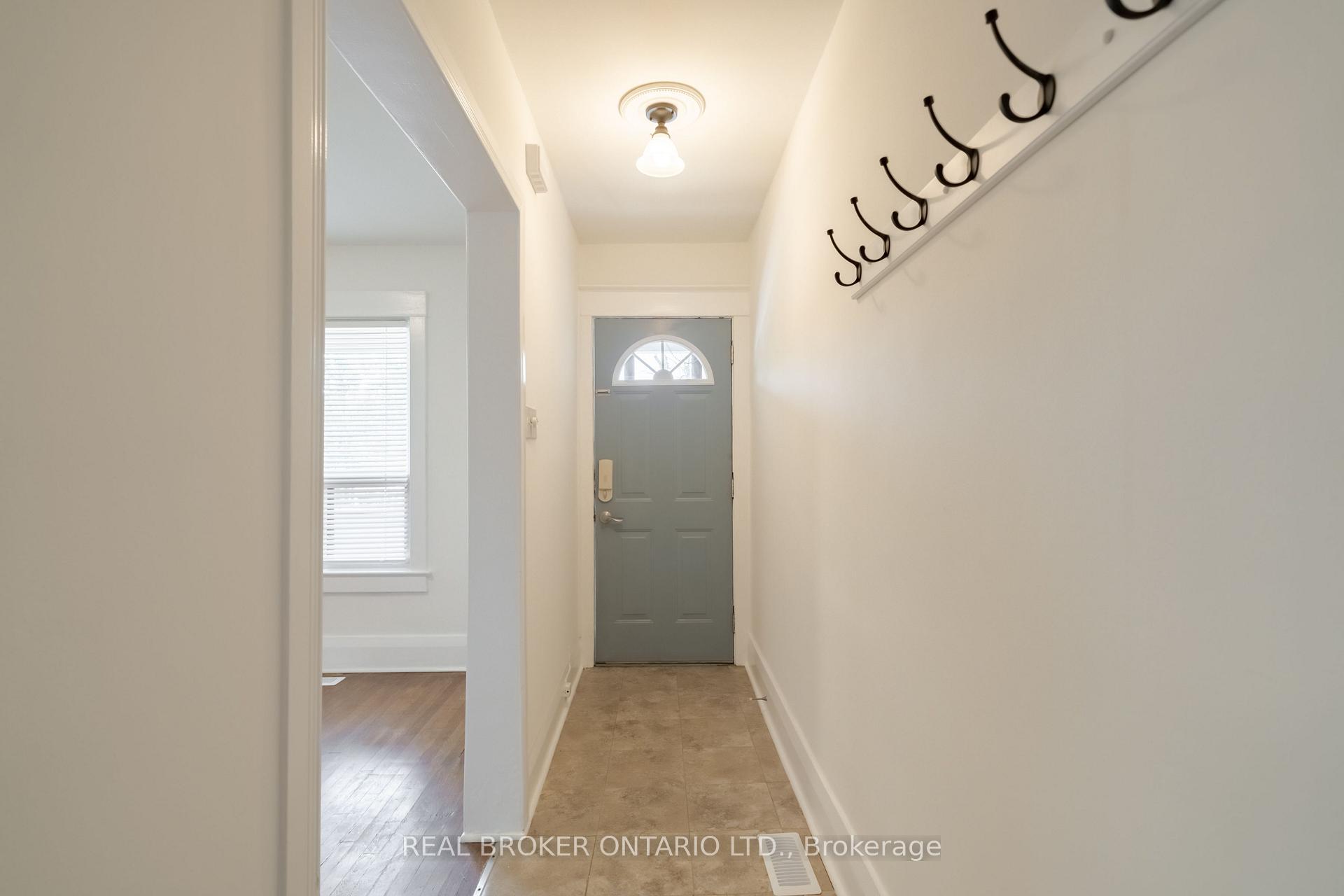 Photo 15 of Unit MAIN, 542 Glebeholme Boulevard, Toronto, Danforth — HOMEH
