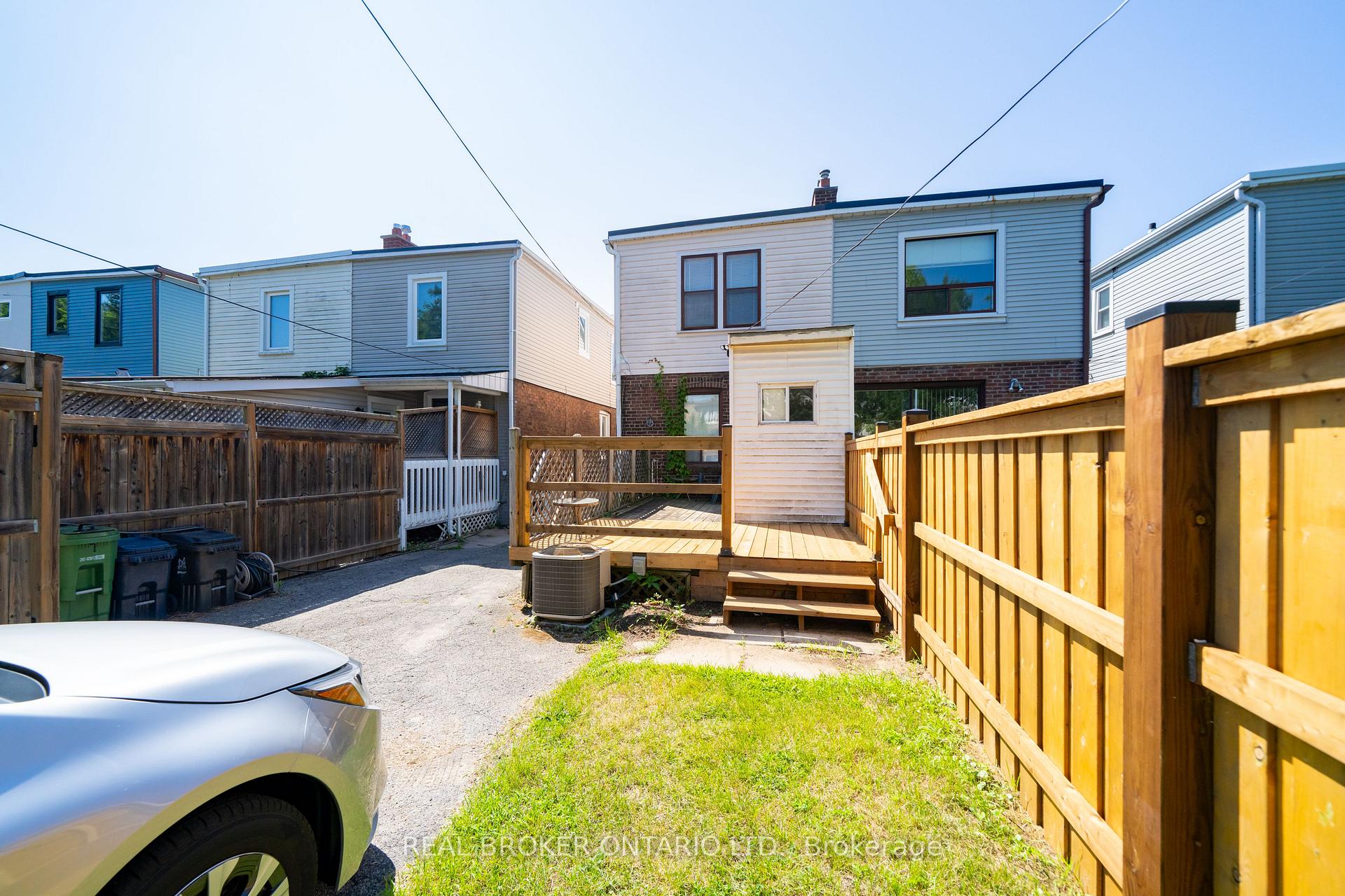 Photo 37 of Unit MAIN, 542 Glebeholme Boulevard, Toronto, Danforth — HOMEH