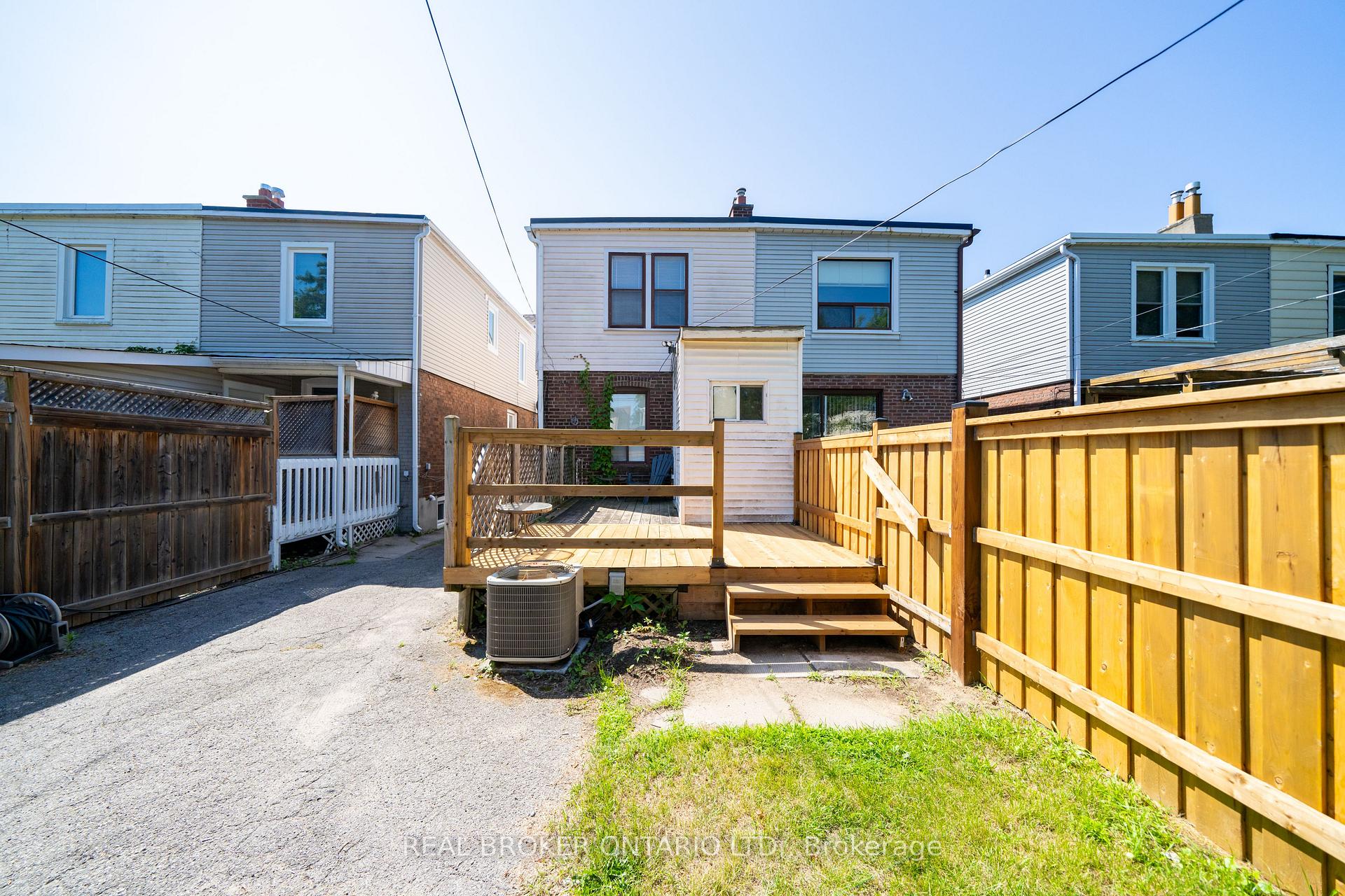 Photo 38 of Unit MAIN, 542 Glebeholme Boulevard, Toronto, Danforth — HOMEH