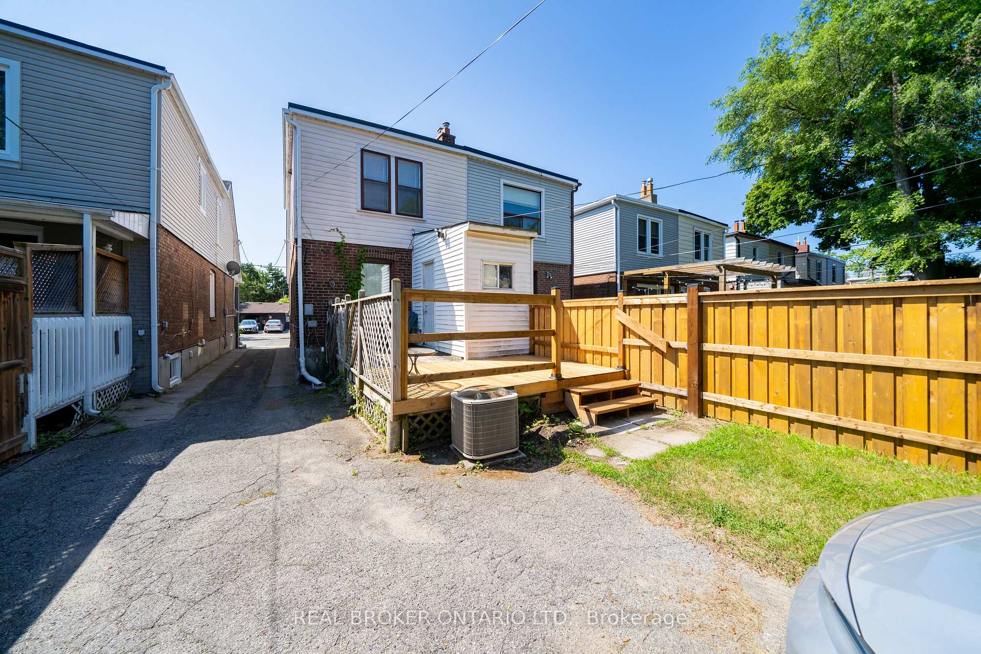 Photo 39 of Unit MAIN, 542 Glebeholme Boulevard, Toronto, Danforth — HOMEH