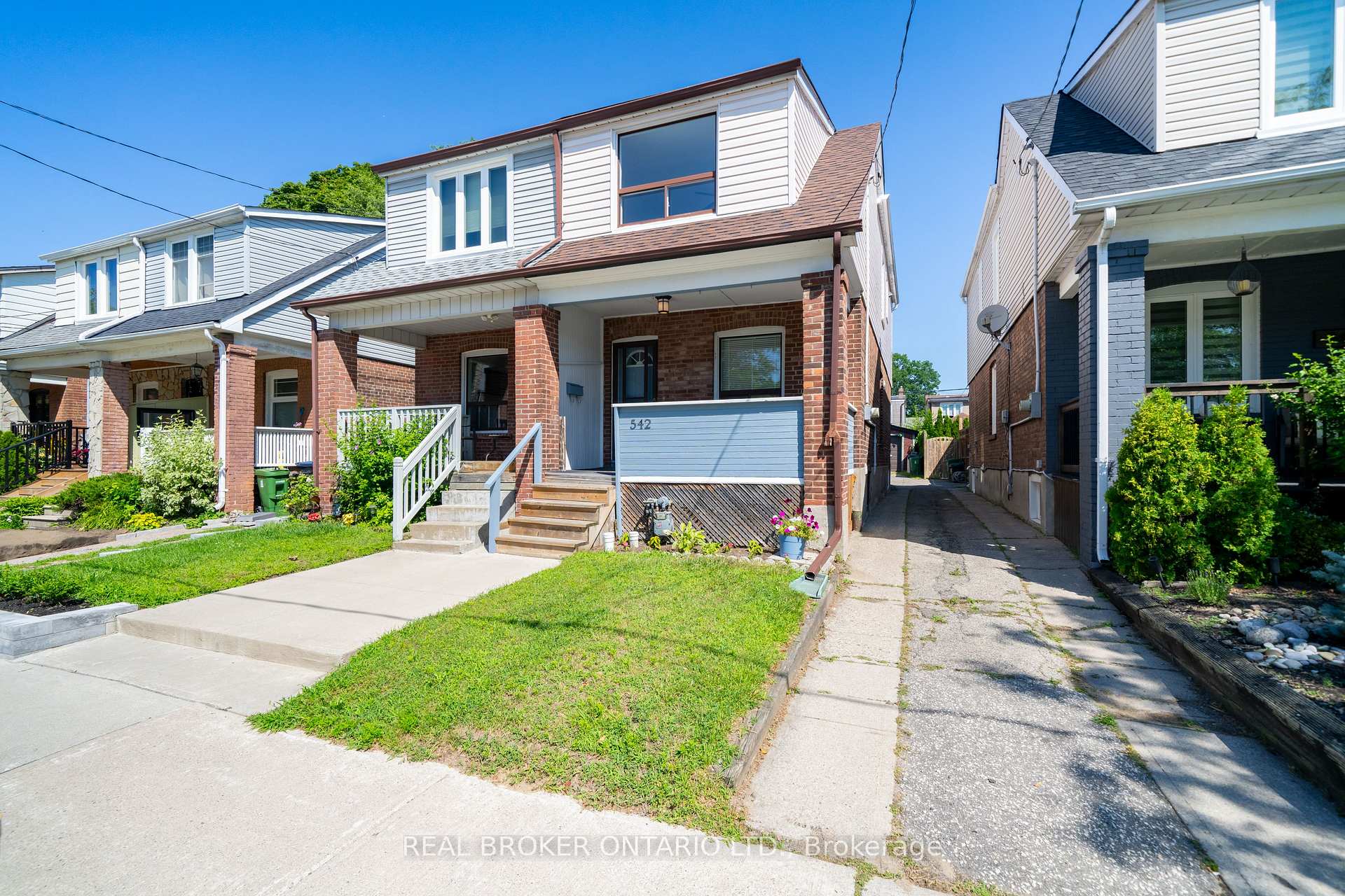 Photo 43 of Unit MAIN, 542 Glebeholme Boulevard, Toronto, Danforth — HOMEH