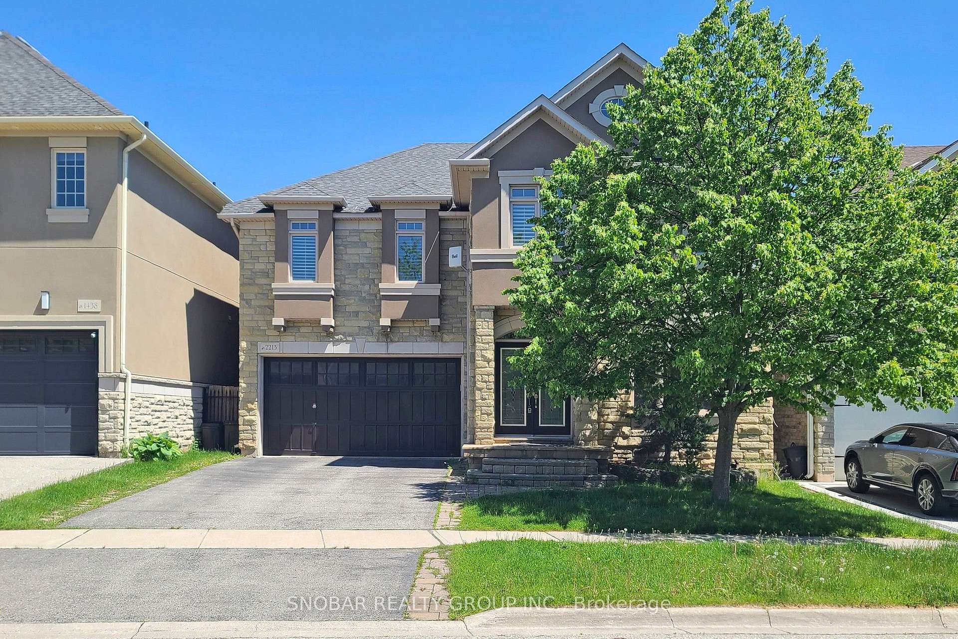 Front of 2213 Blackbird Court