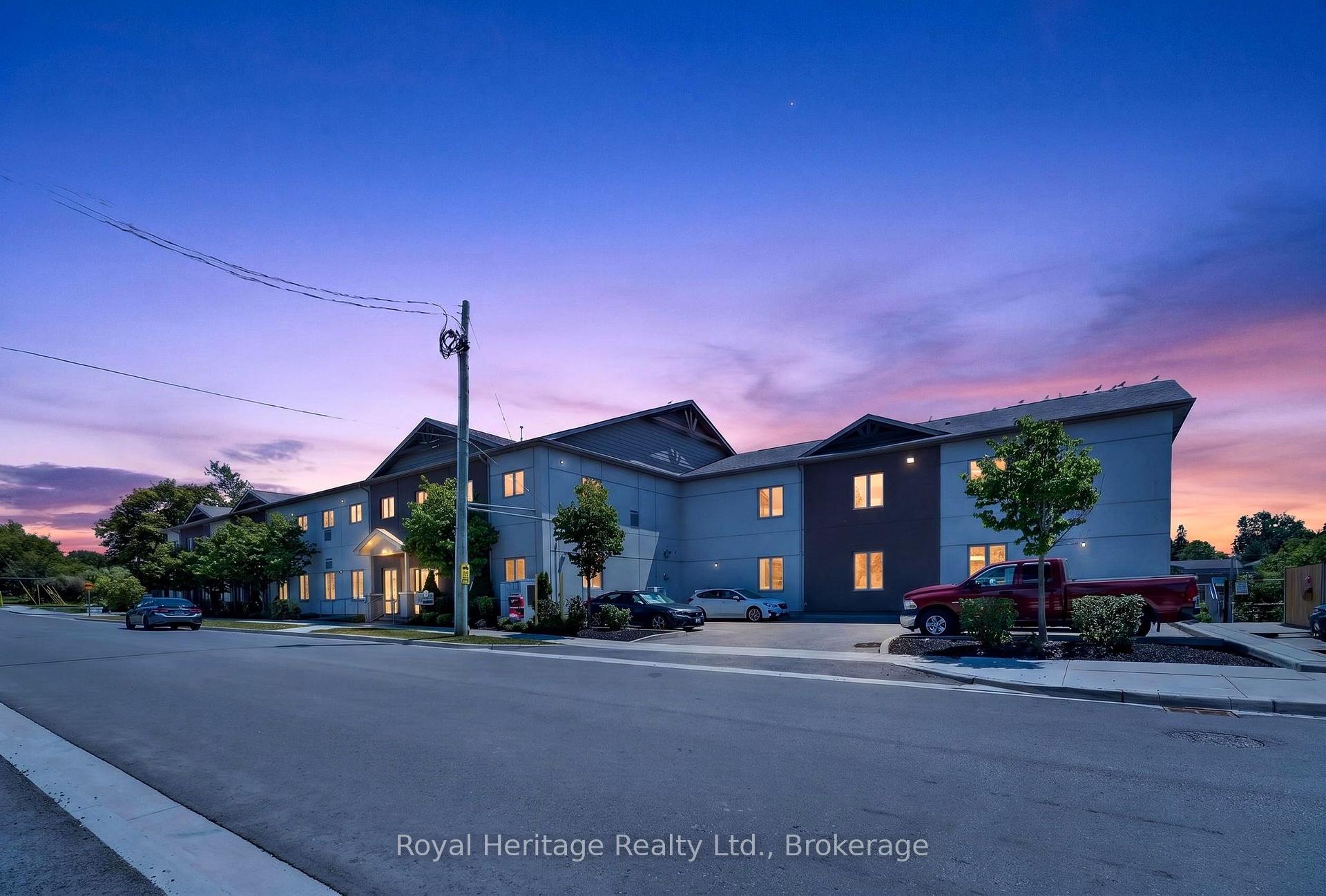 Photo 5 of Unit 204, 25 King Street, Kawartha Lakes, Lindsay — HOMEH