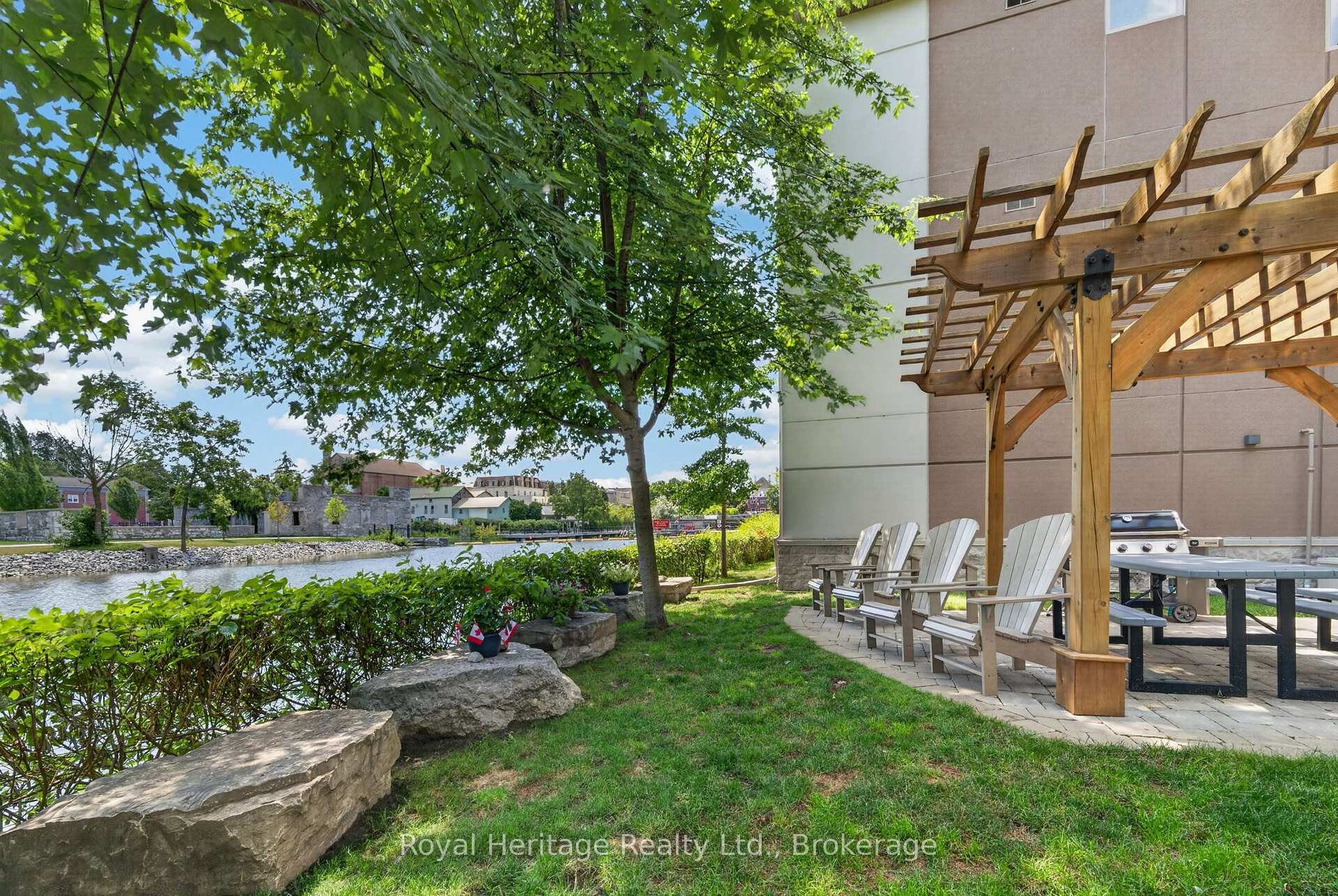 Photo 25 of Unit 204, 25 King Street, Kawartha Lakes, Lindsay — HOMEH