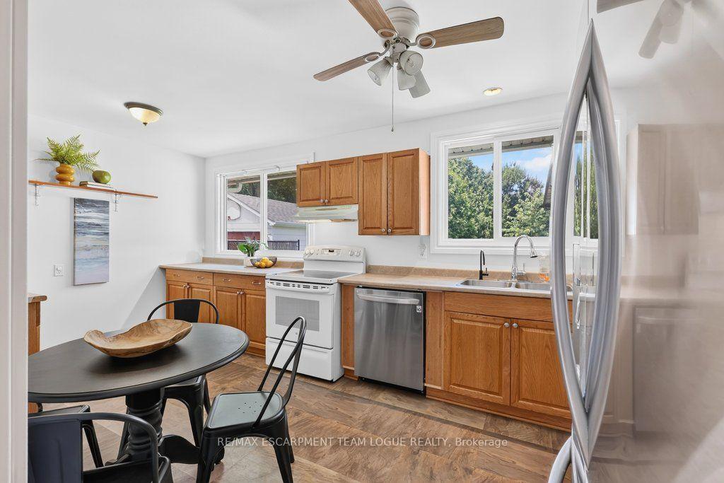 Photo 10 of 393 Enfield Road, Burlington, LaSalle — HOMEH