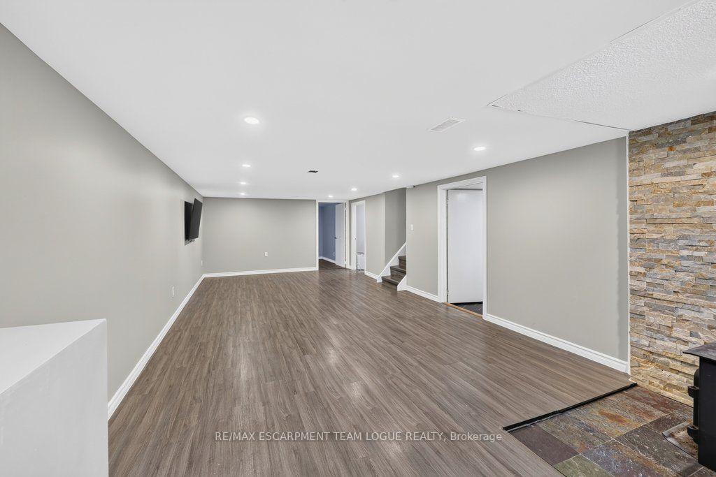 Photo 20 of 393 Enfield Road, Burlington, LaSalle — HOMEH