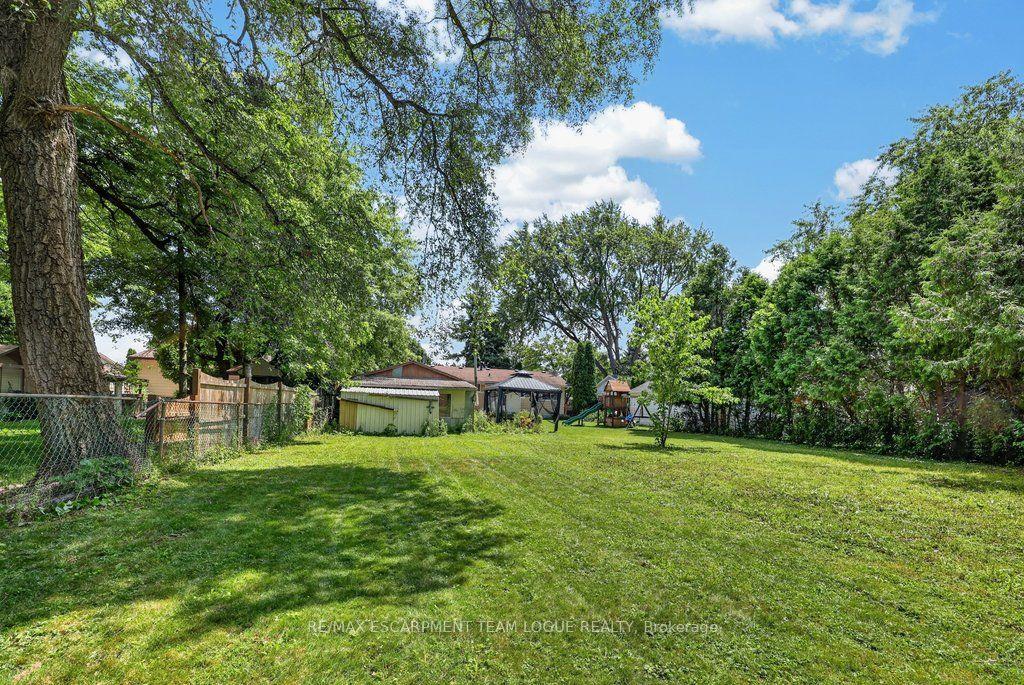 Photo 29 of 393 Enfield Road, Burlington, LaSalle — HOMEH