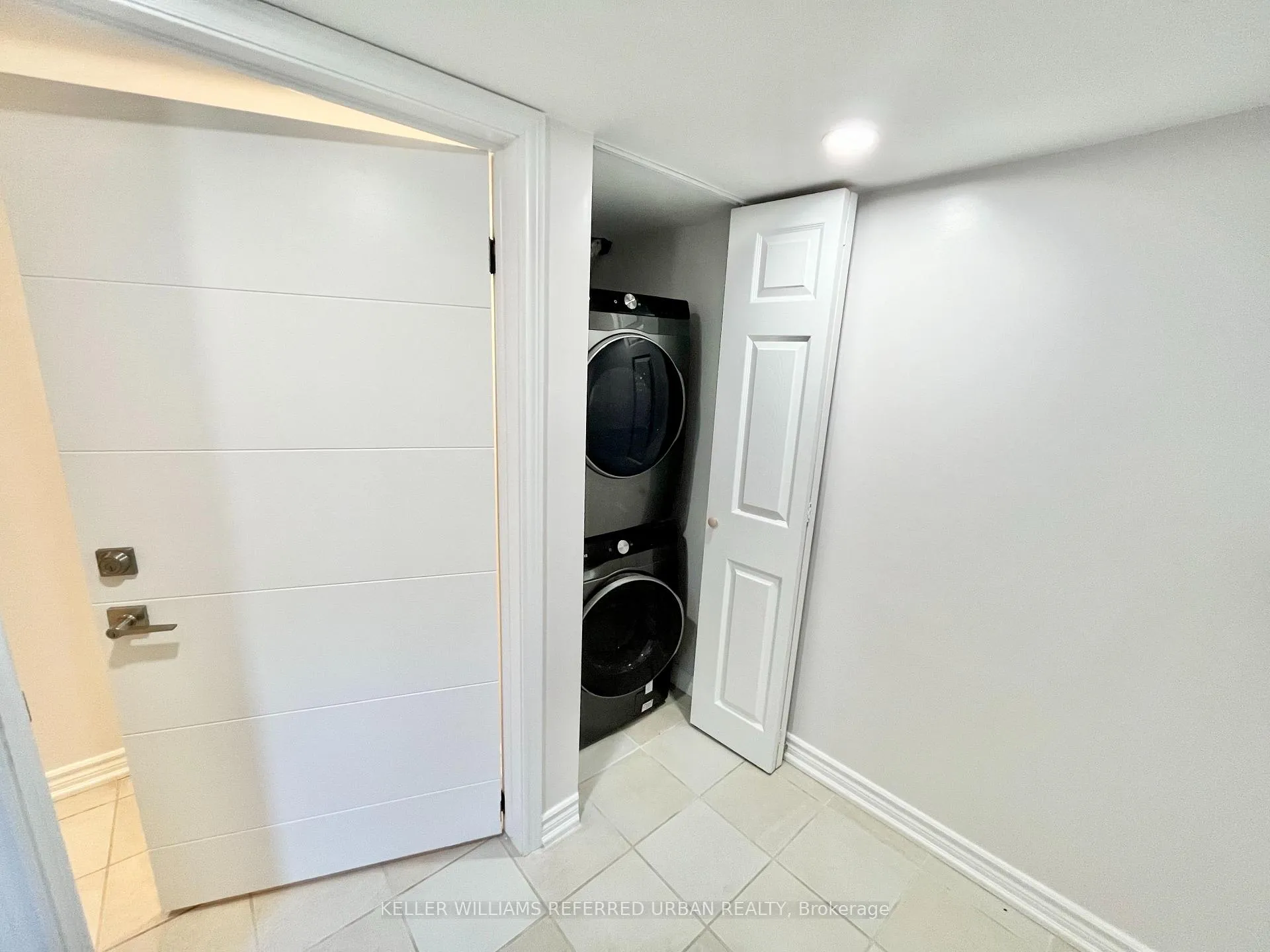 Photo 13 of Unit Main, 58 Northbrook Road, Toronto, East York — HOMEH