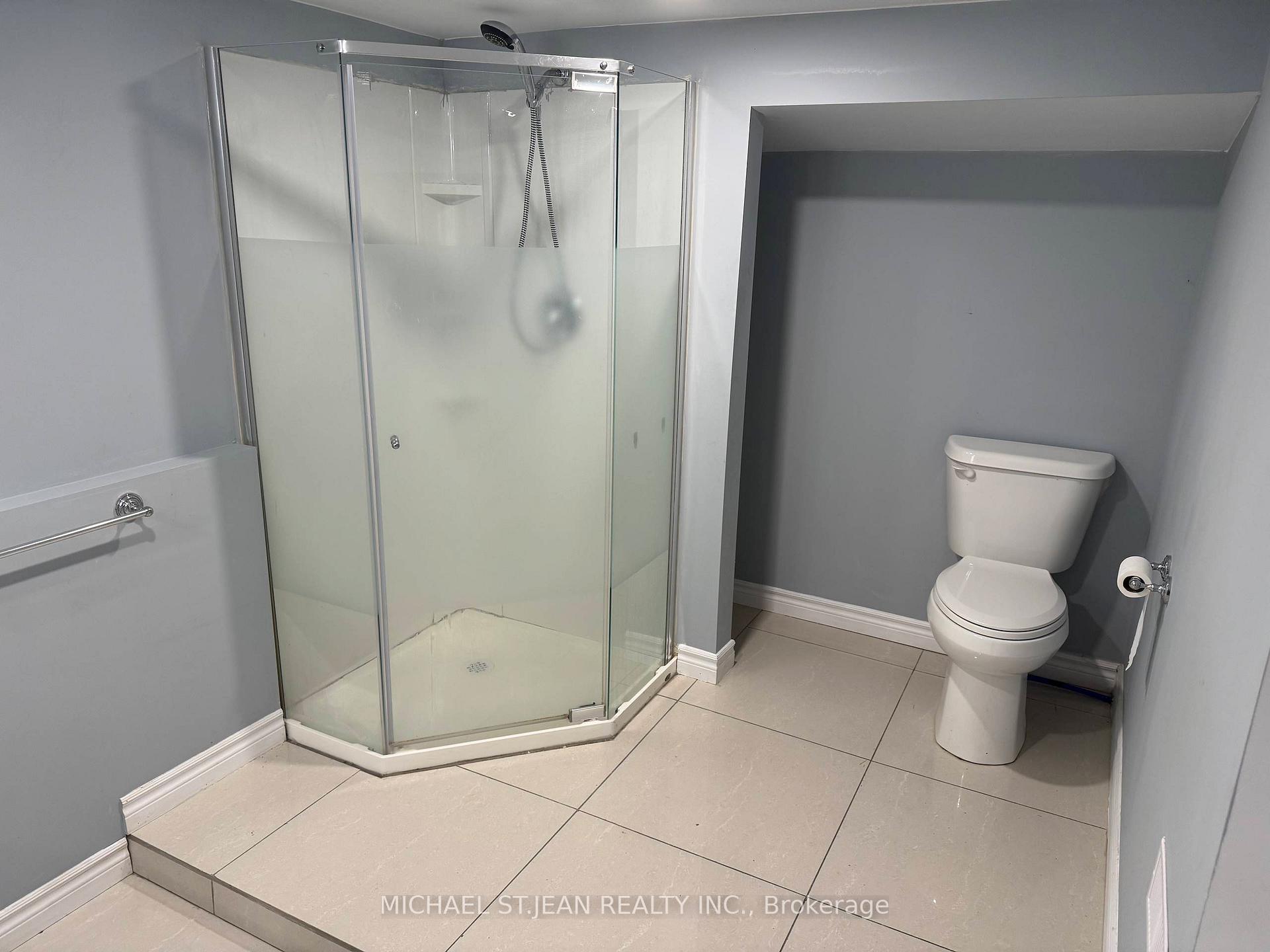 Photo 5 of Unit Bsmt, 146 Winona Road, Hamilton, Stoney Creek — HOMEH