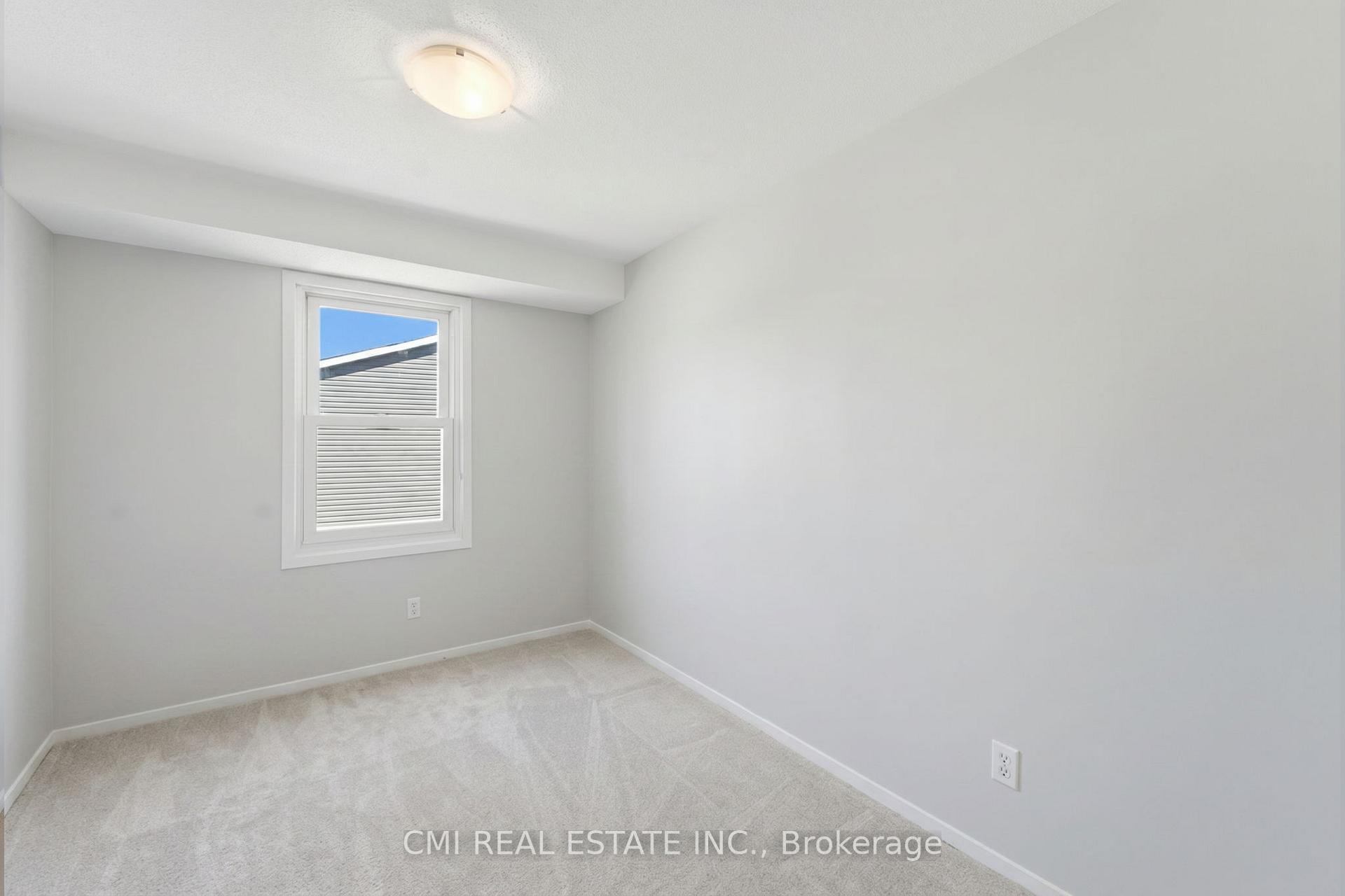 Photo 9 of Unit B, 1765 Lamoureux Drive, Ottawa, Queenswood Heights South — HOMEH
