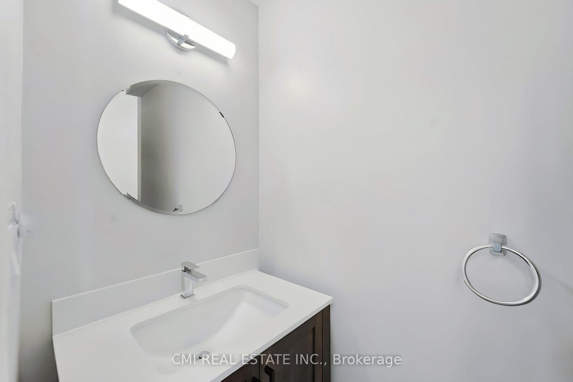 Photo 11 of Unit B, 1765 Lamoureux Drive, Ottawa, Queenswood Heights South — HOMEH