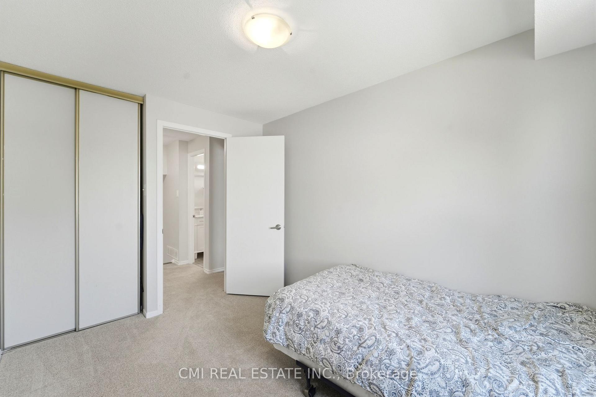 Photo 30 of Unit B, 1765 Lamoureux Drive, Ottawa, Queenswood Heights South — HOMEH