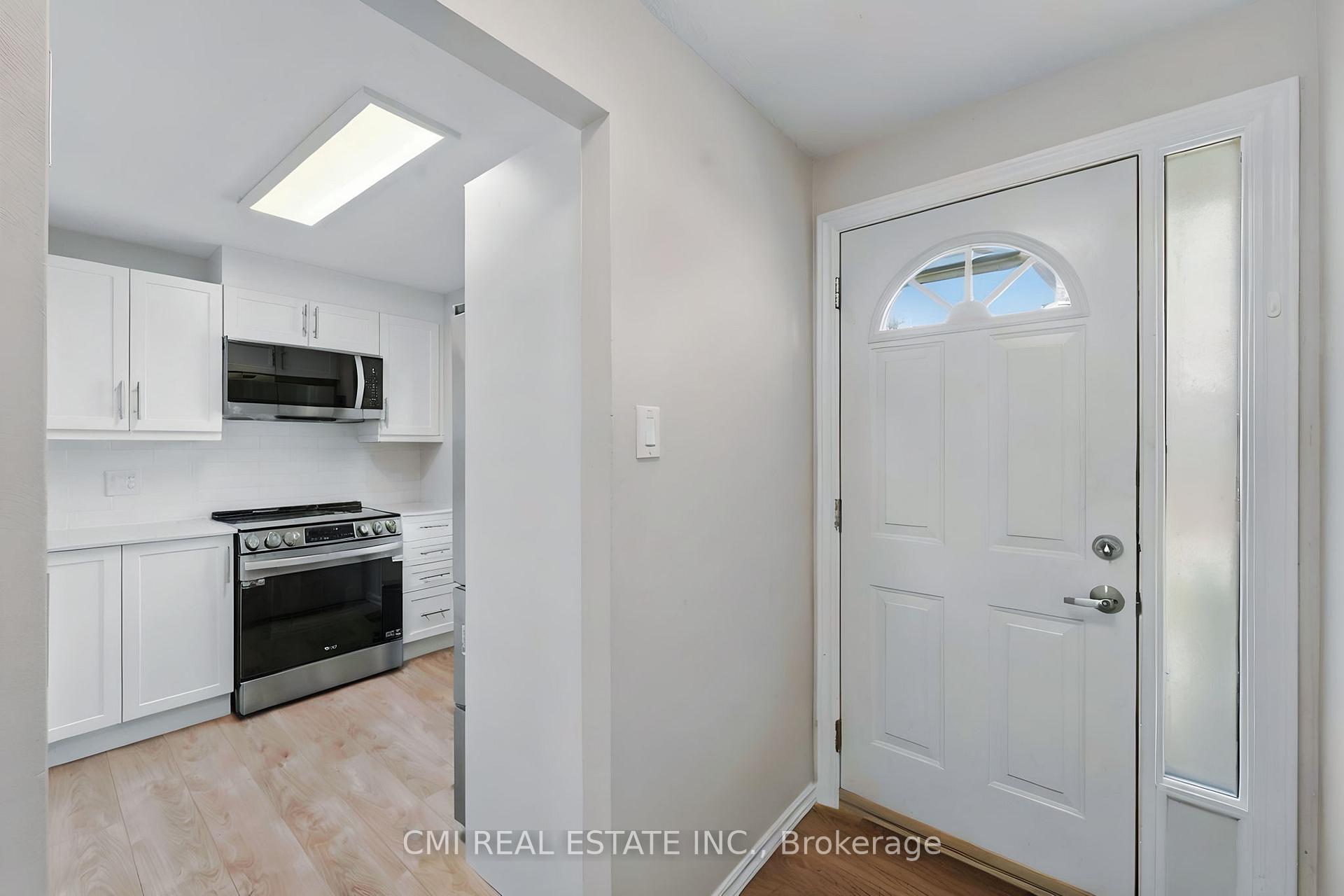 Photo 33 of Unit B, 1765 Lamoureux Drive, Ottawa, Queenswood Heights South — HOMEH